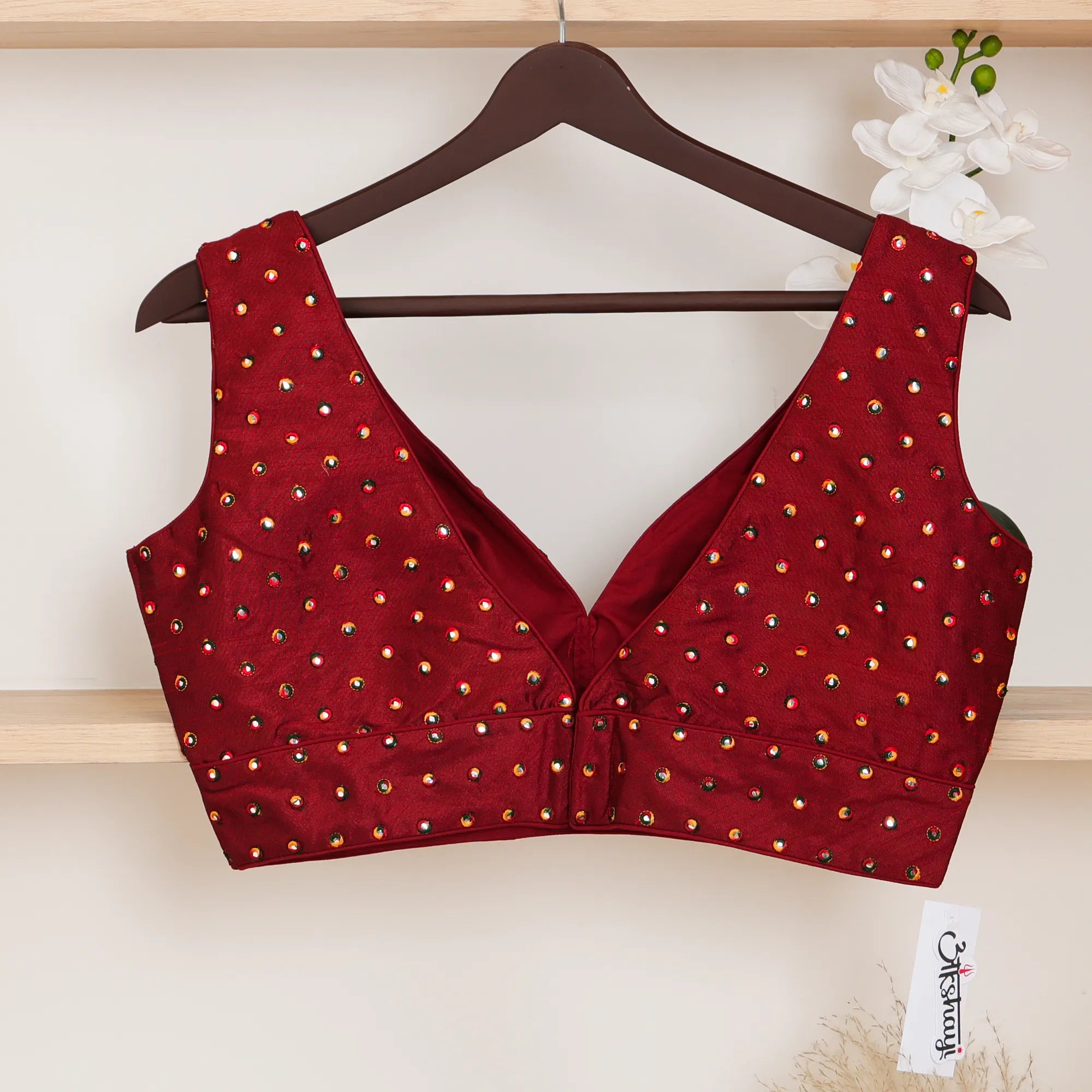 Maroon Sleeveless Blouse with V - Neck - Akshayi