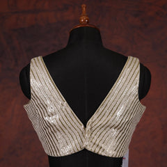 Light Pesta V-Neck Blouse - Akshayi