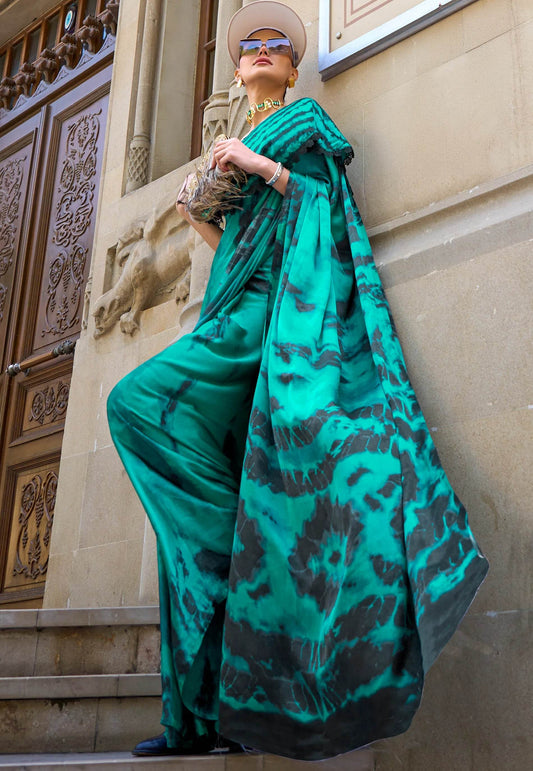 Rama Green Modal Silk Saree With Blouse Piece - Adi Akshoy & Co.