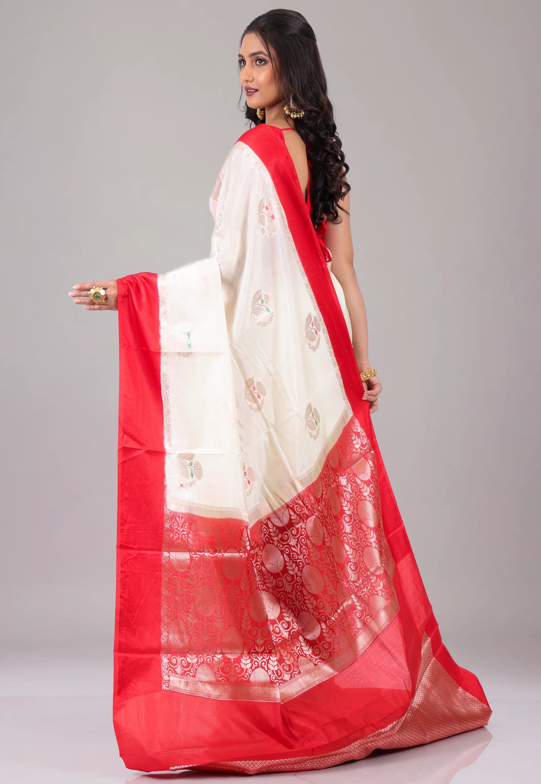Off White with Red Border Katan Silk Saree With Blouse Piece - Adi Akshoy & Co.