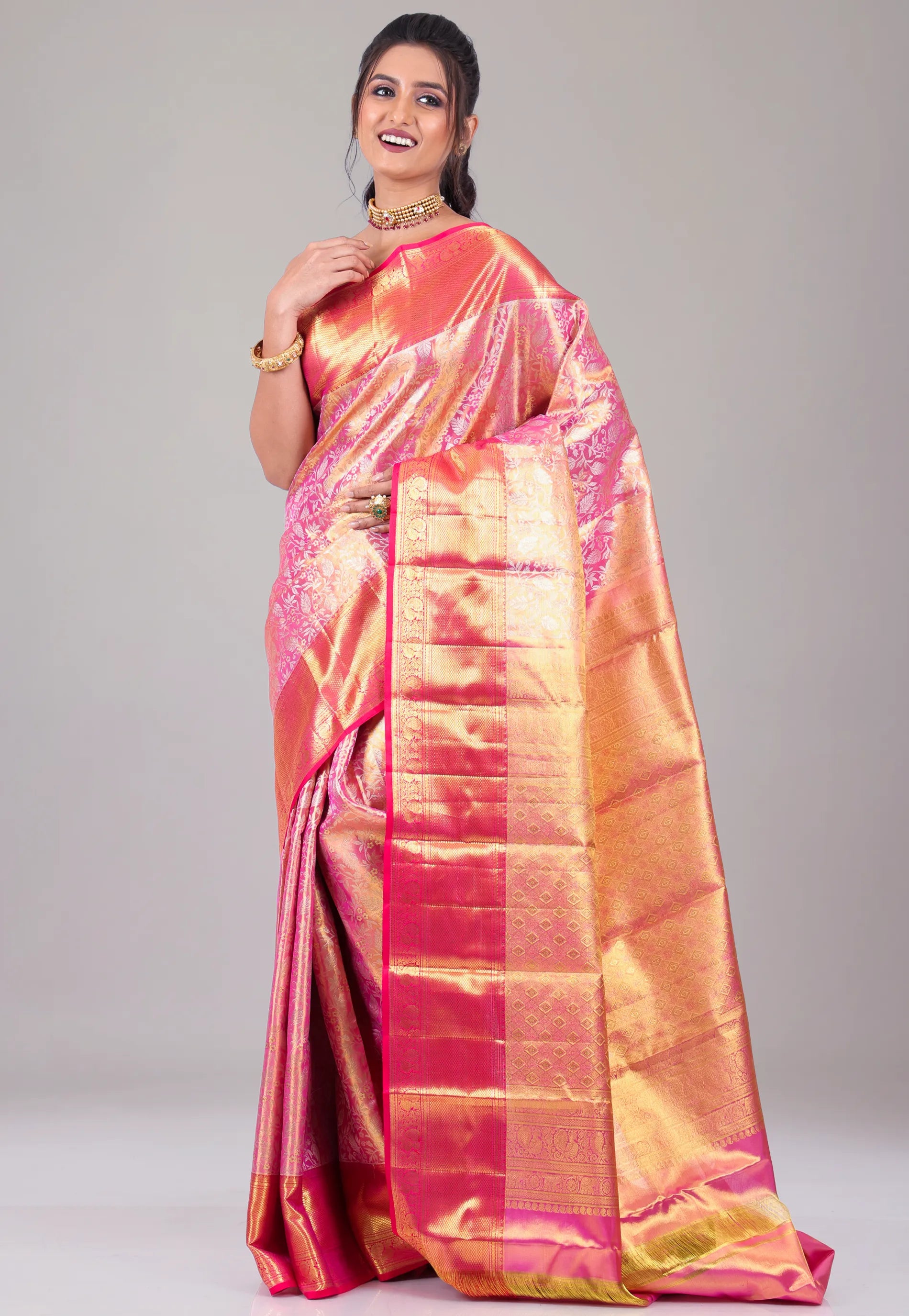 Rani with Golden Pure Tissue Kanjivaram Silk Saree With Blouse Piece - Adi Akshoy & Co.
