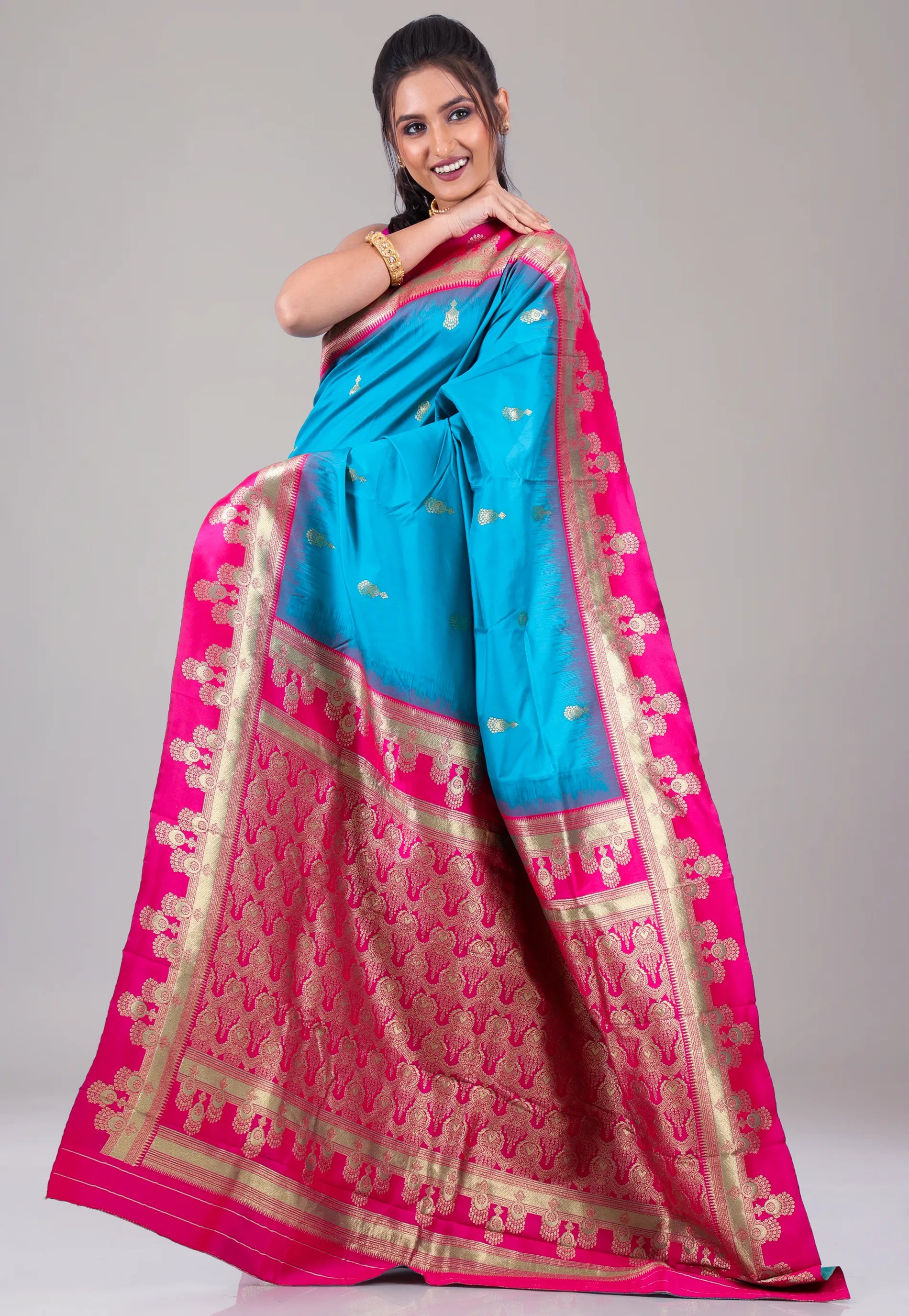 Feroza Blue Kanjivaram Silk Saree With Blouse Piece - Adi Akshoy & Co.