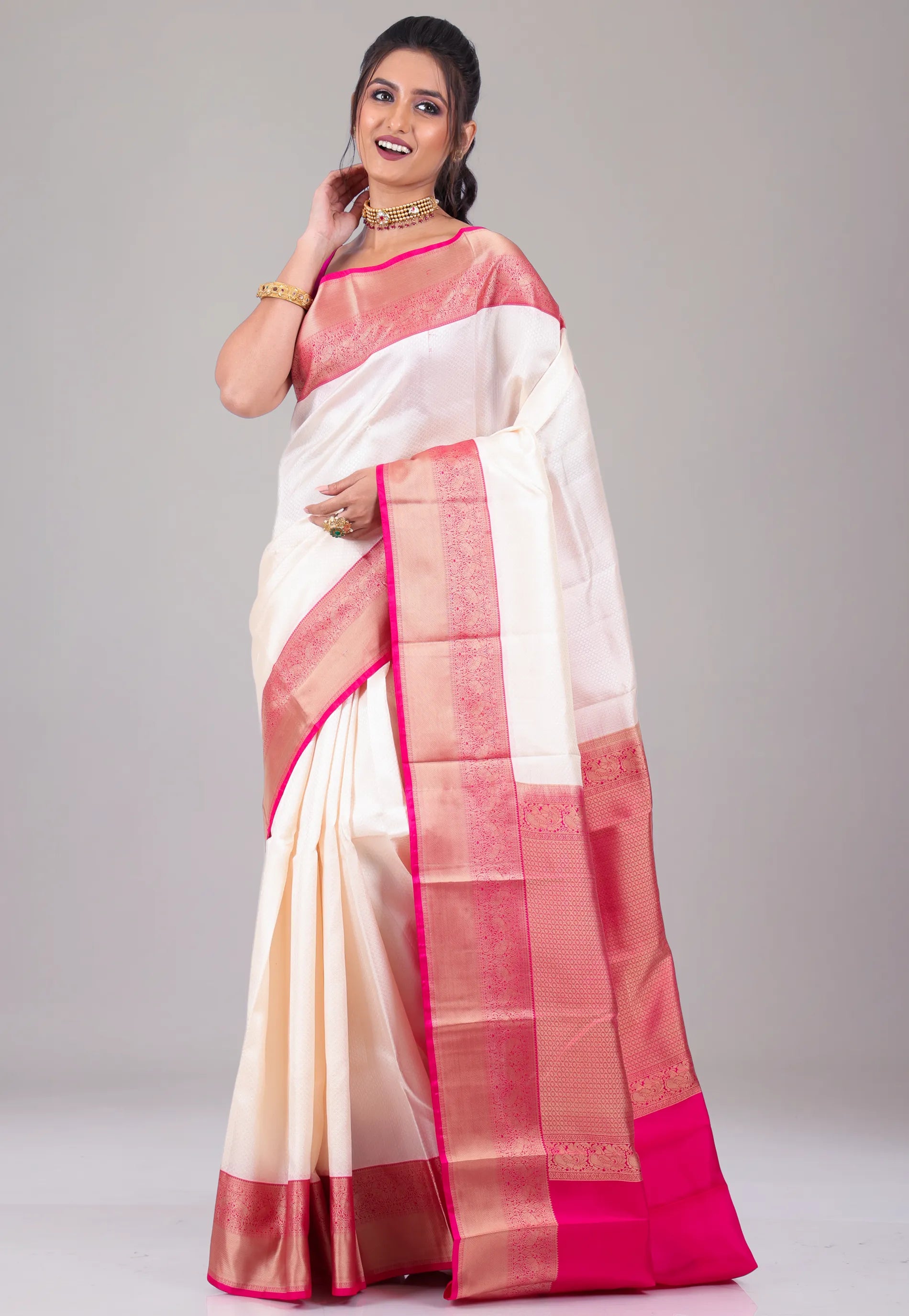 Cream White with Rani Border Pure Kanjivaram Silk Saree With Blouse Piece - Adi Akshoy & Co.