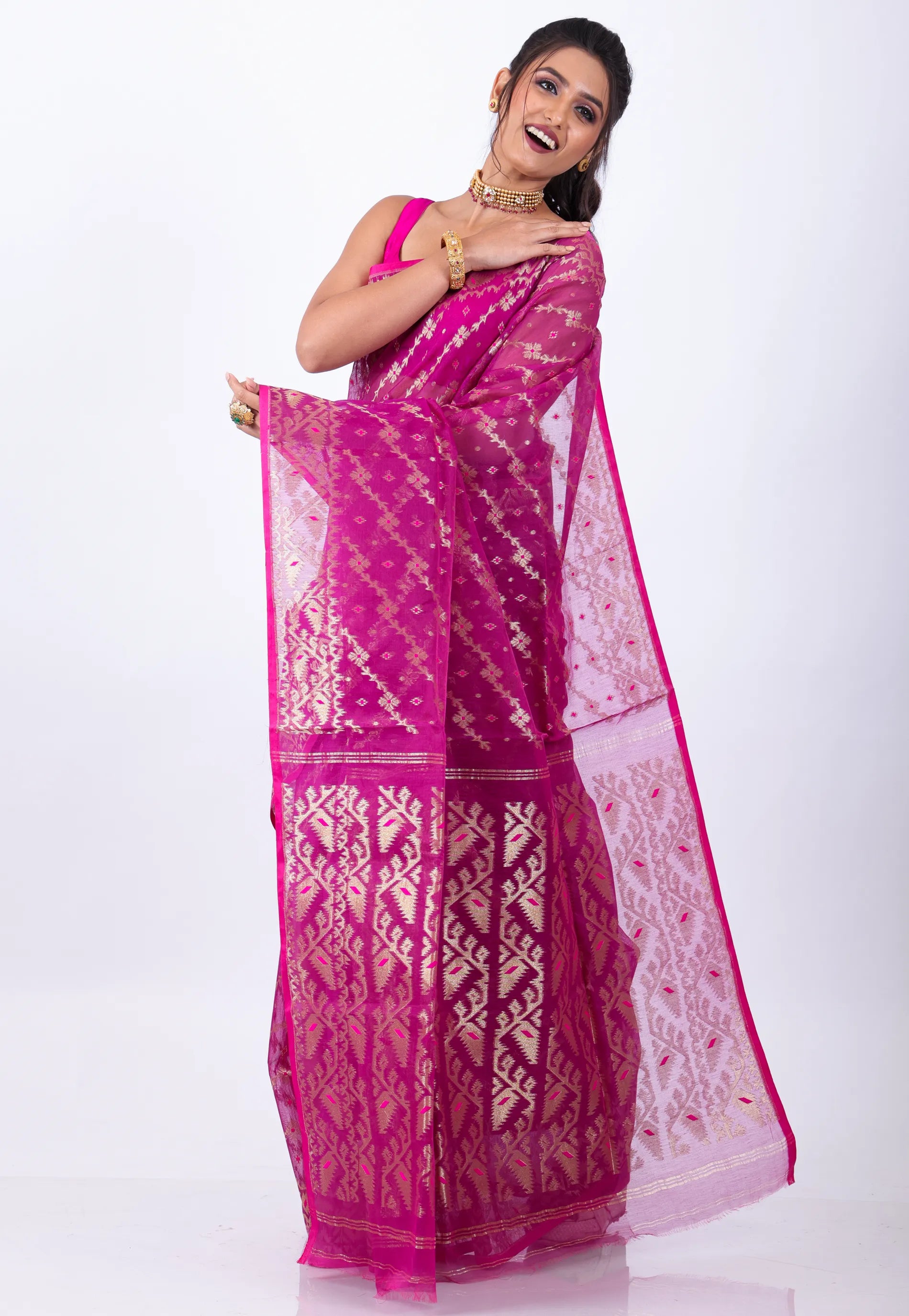 Rani Dhakai Jamdani Cotton Saree without Blouse Piece - Adi Akshoy & Co.