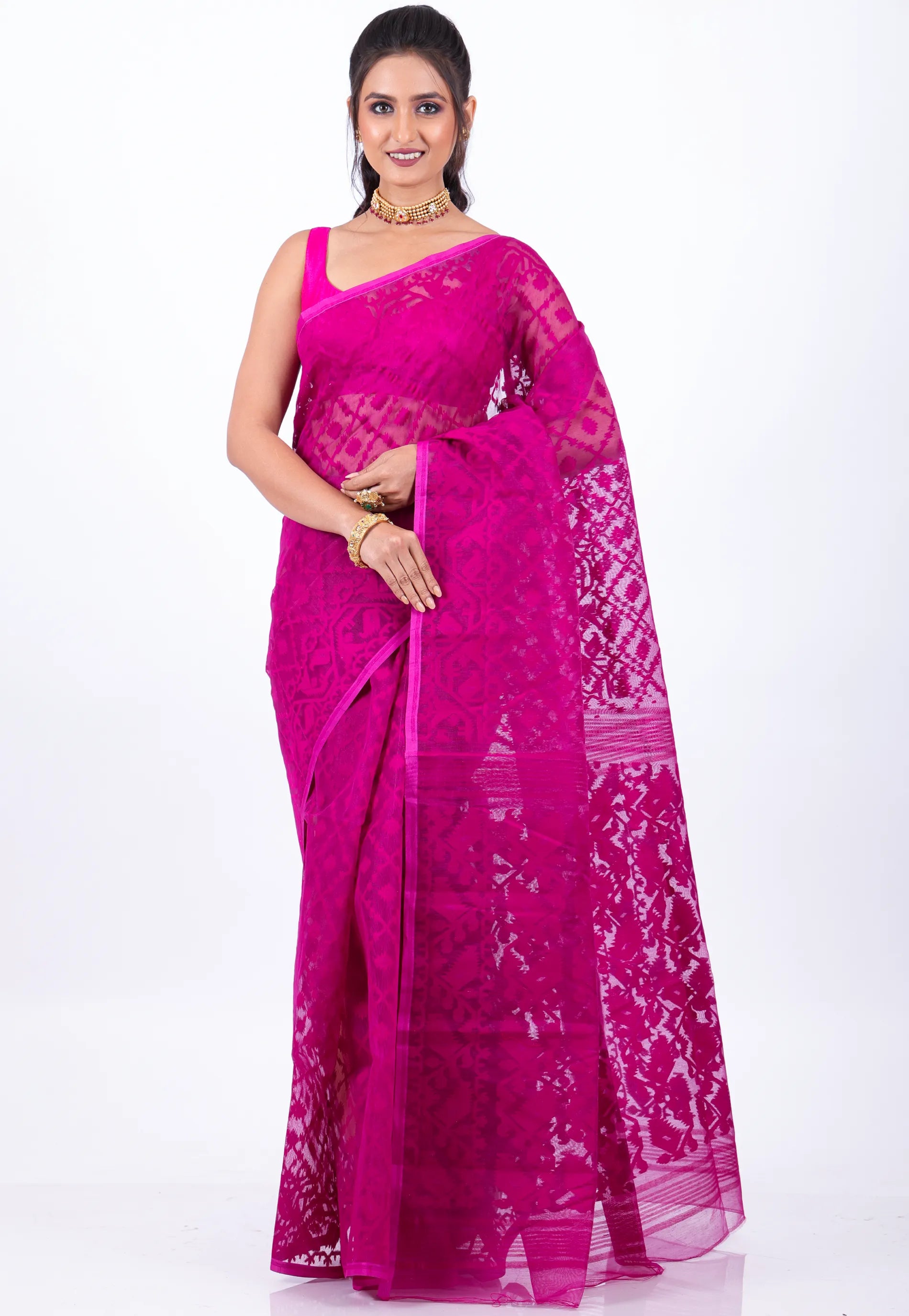 Magenta Dhakai Jamdani Cotton Saree without Blouse Piece - Adi Akshoy & Co.