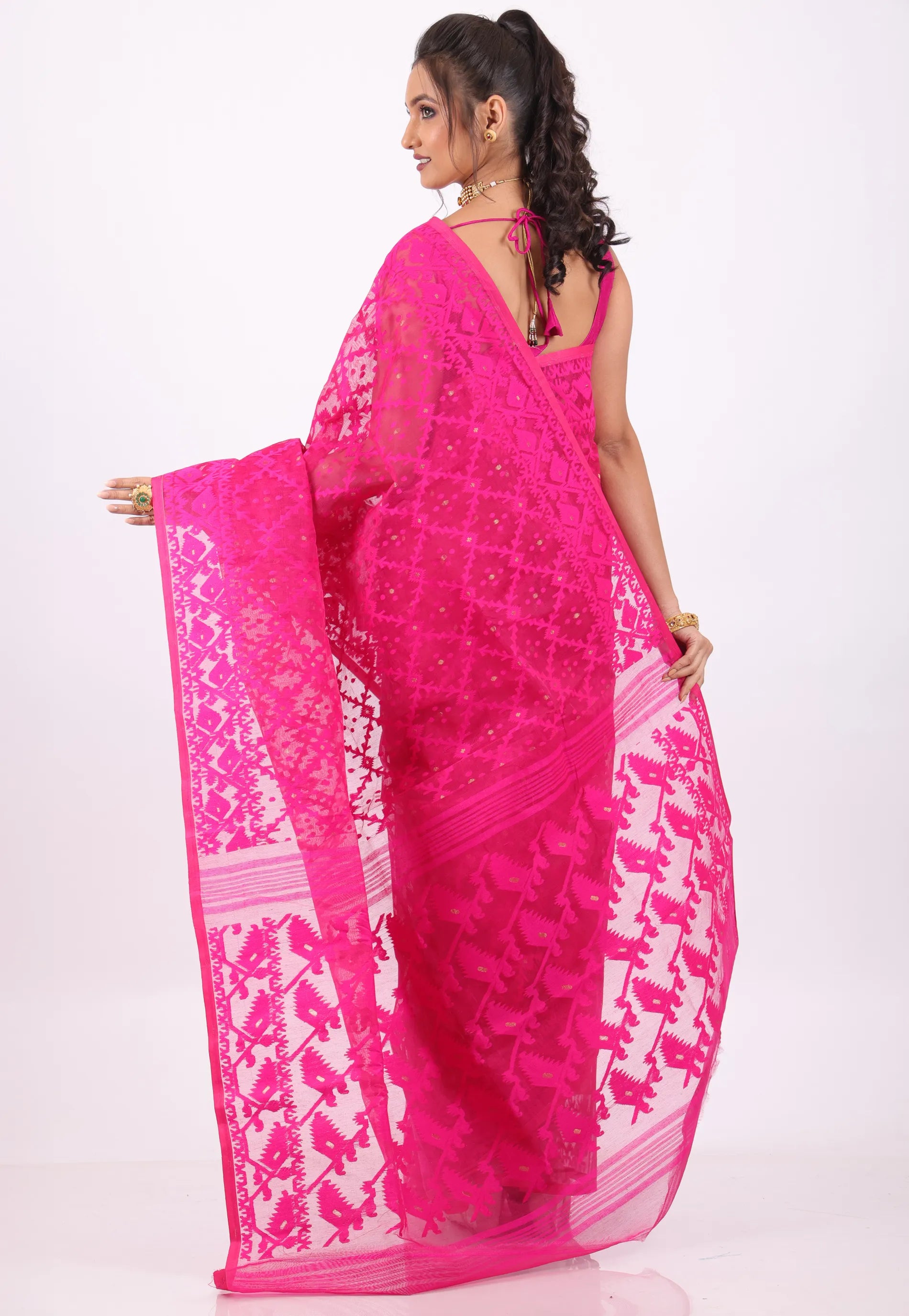 Rani Dhakai Jamdani Cotton Saree without Blouse Piece - Adi Akshoy & Co.
