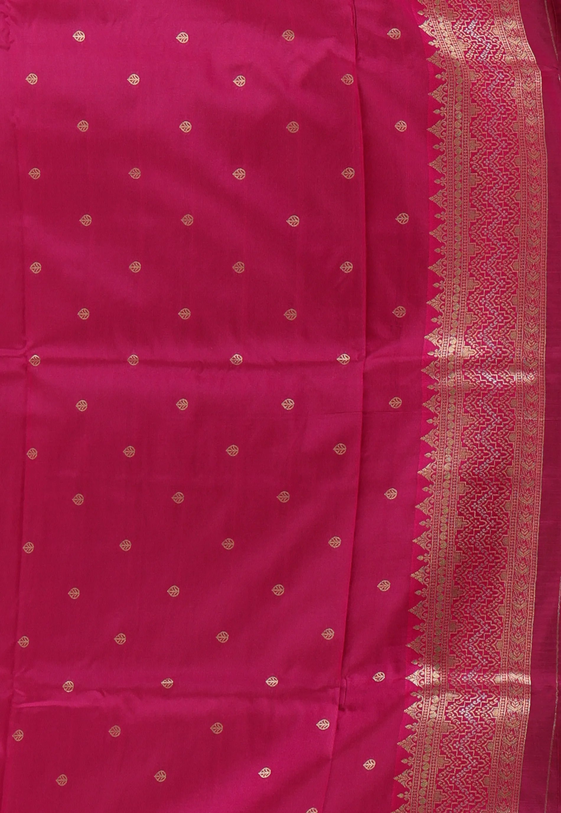 Black with Rani Border Kanjivaram Silk Saree With Blouse Piece - Adi Akshoy & Co.