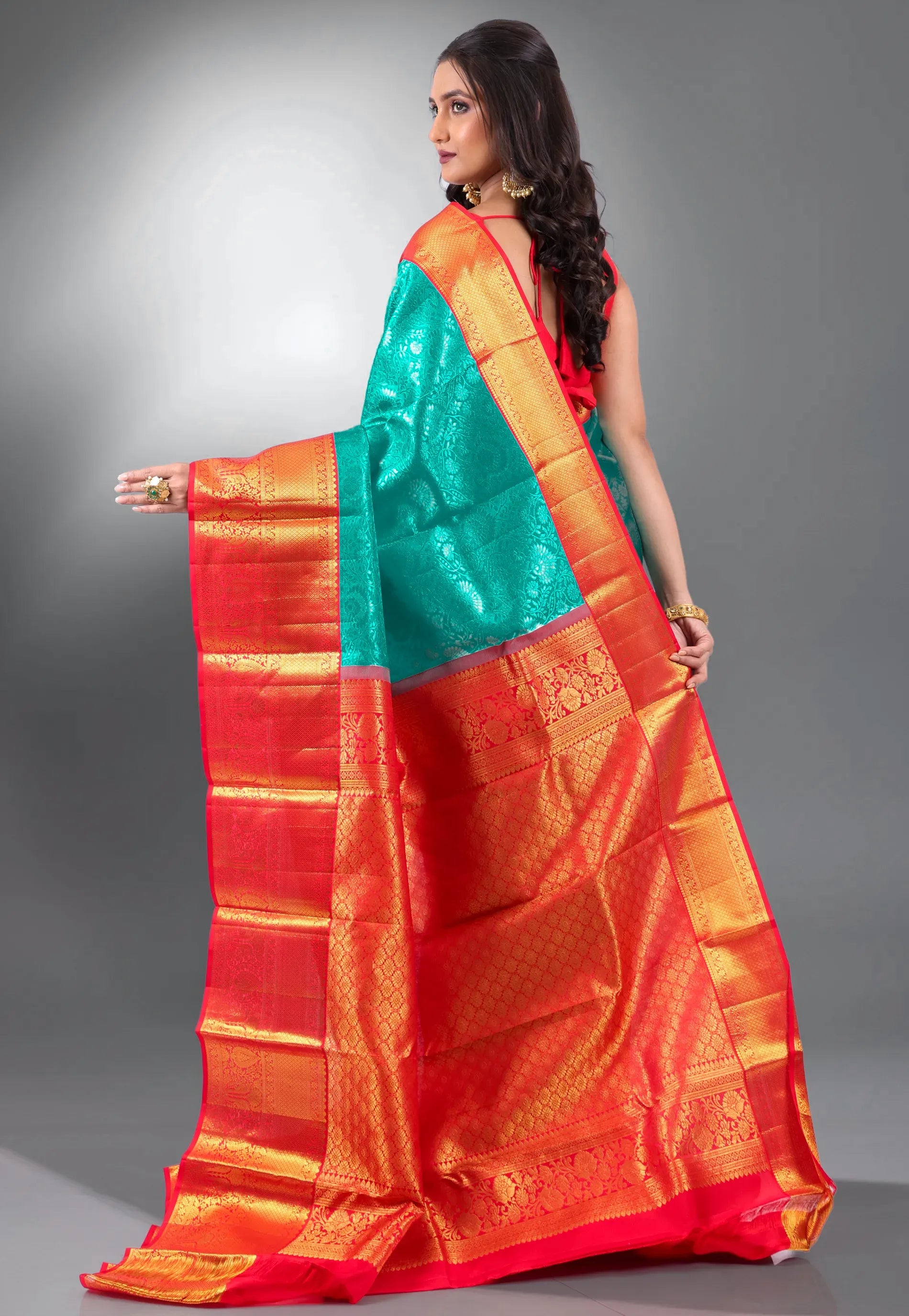 Ramma Green with Red Border Pure Kanjivaram Silk Saree With Blouse Piece - Adi Akshoy & Co.