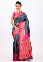 Cross Green Kanjivaram Silk Saree With Blouse Piece - Adi Akshoy & Co.