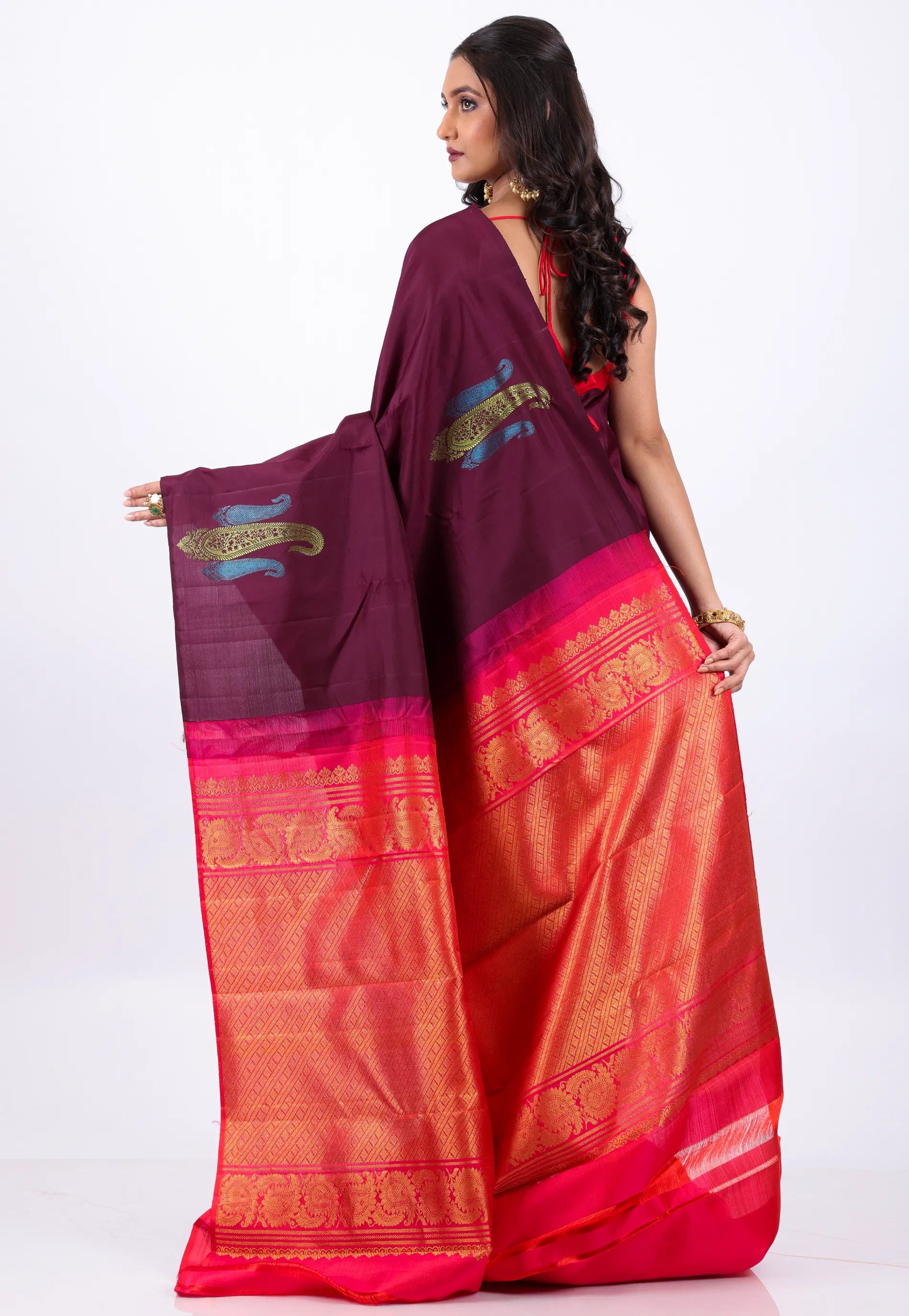 Maroon Pure Kanjivaram Silk Saree With Blouse Piece - Adi Akshoy & Co.