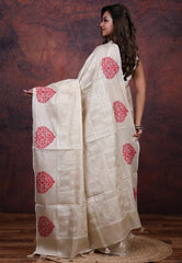 Cream White Tussar Kantha Silk Saree With Blouse Piece - Adi Akshoy & Co.