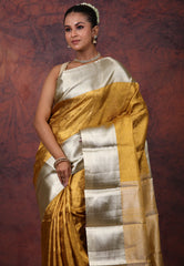 Golden Brocade Pure Tissue Kanjivaram Silk Saree With Blouse Piece - Adi Akshoy & Co.