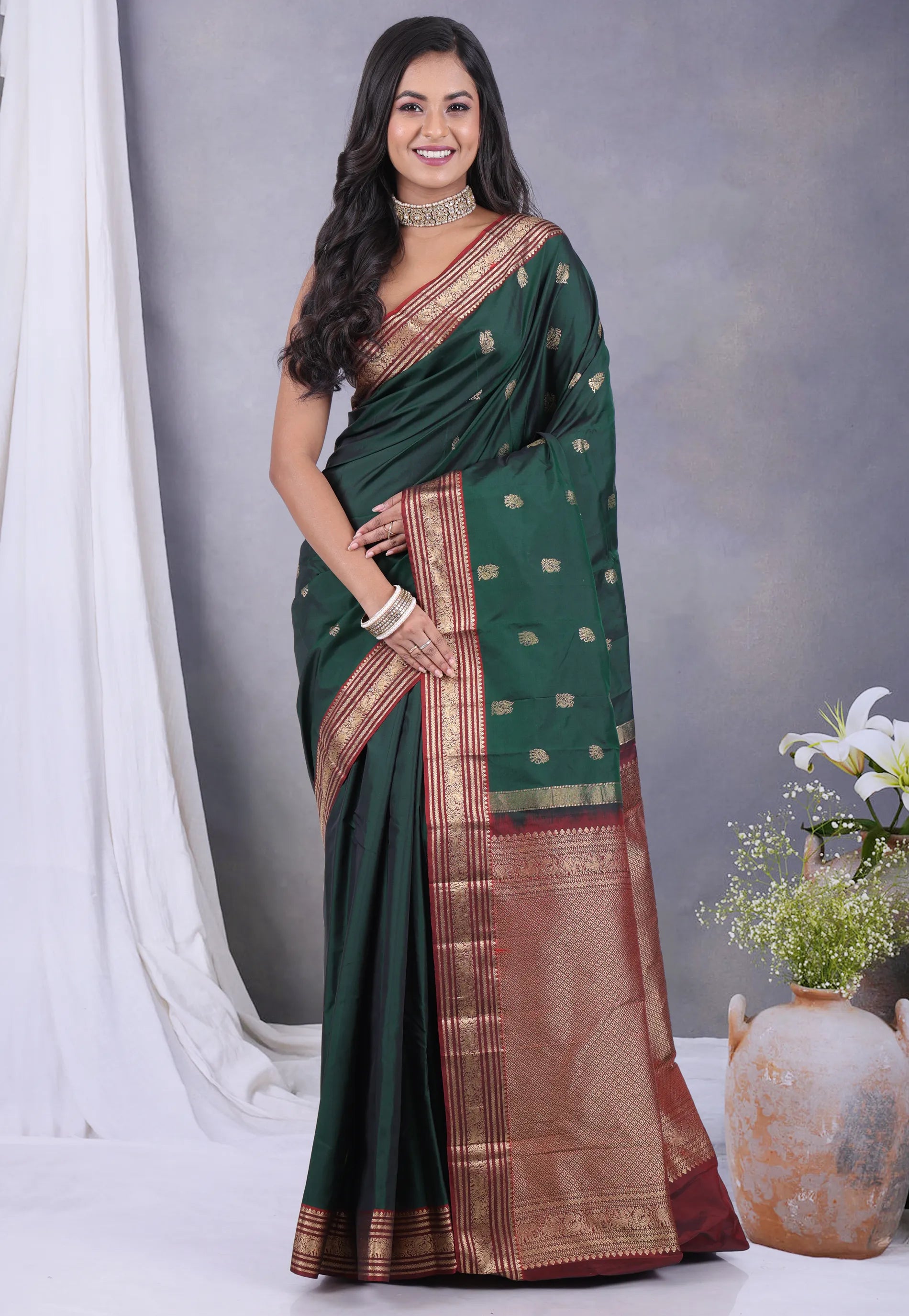 Bottle Green with Zari work Pure Kanjivaram Silk Saree with Blouse Piece - Adi Akshoy & Co.