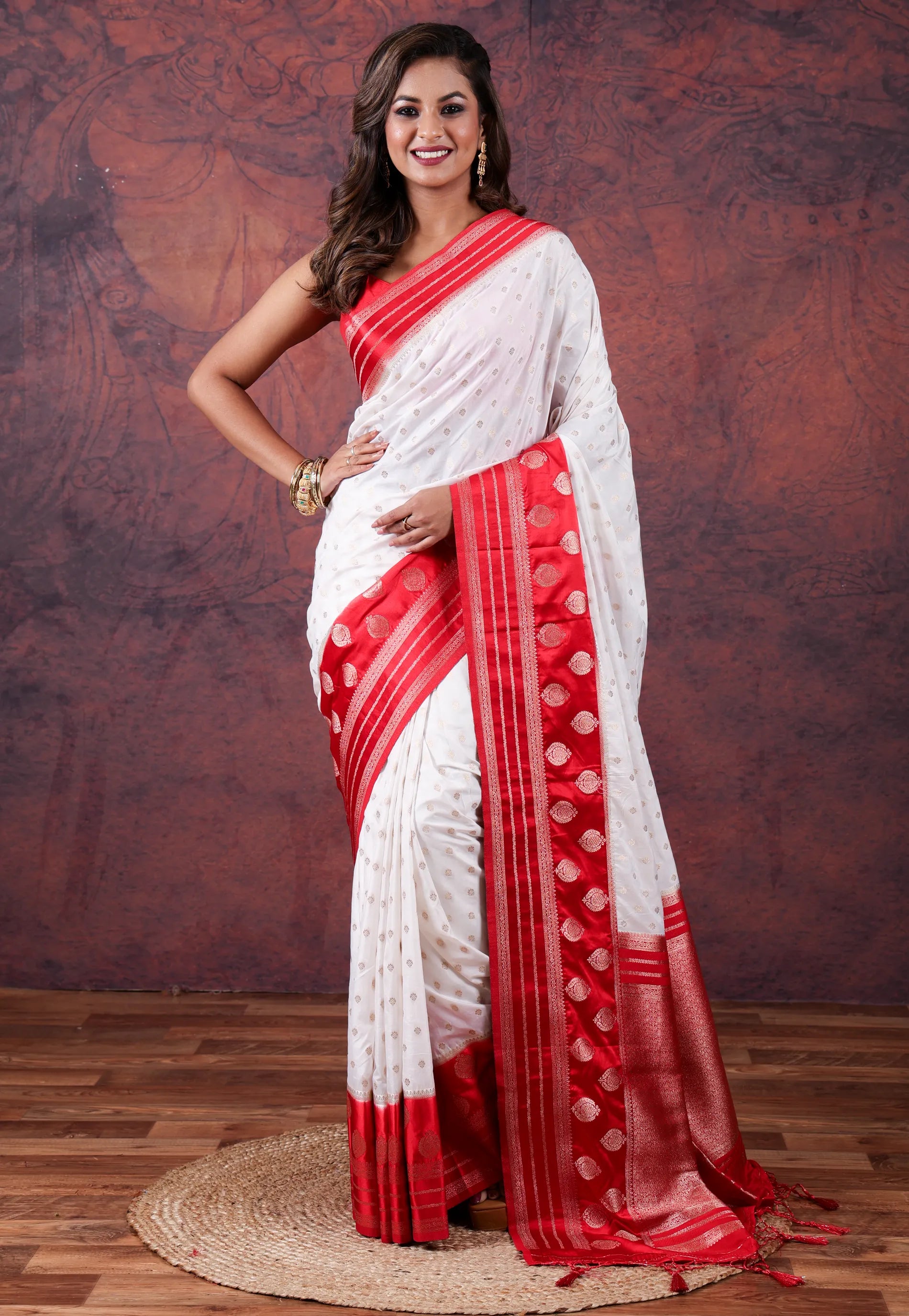 White with Red Border Katan Korial Silk Saree With Blouse Piece - Adi Akshoy & Co.