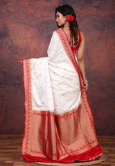 White Mashru Silk Saree with Blouse Piece - Adi Akshoy & Co.