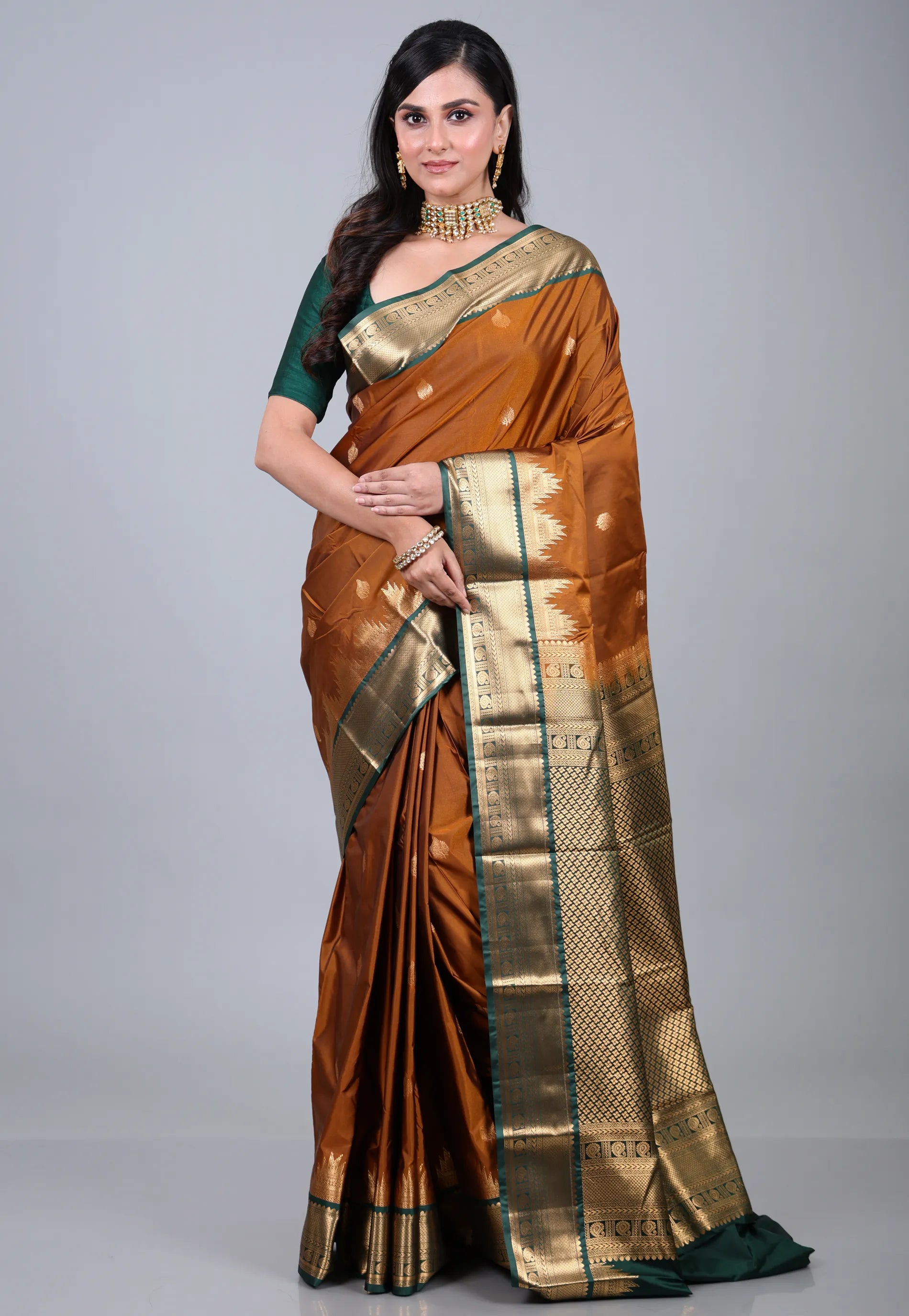 Brown Kanjivaram Silk Saree with Blouse Piece - Adi Akshoy & Co.