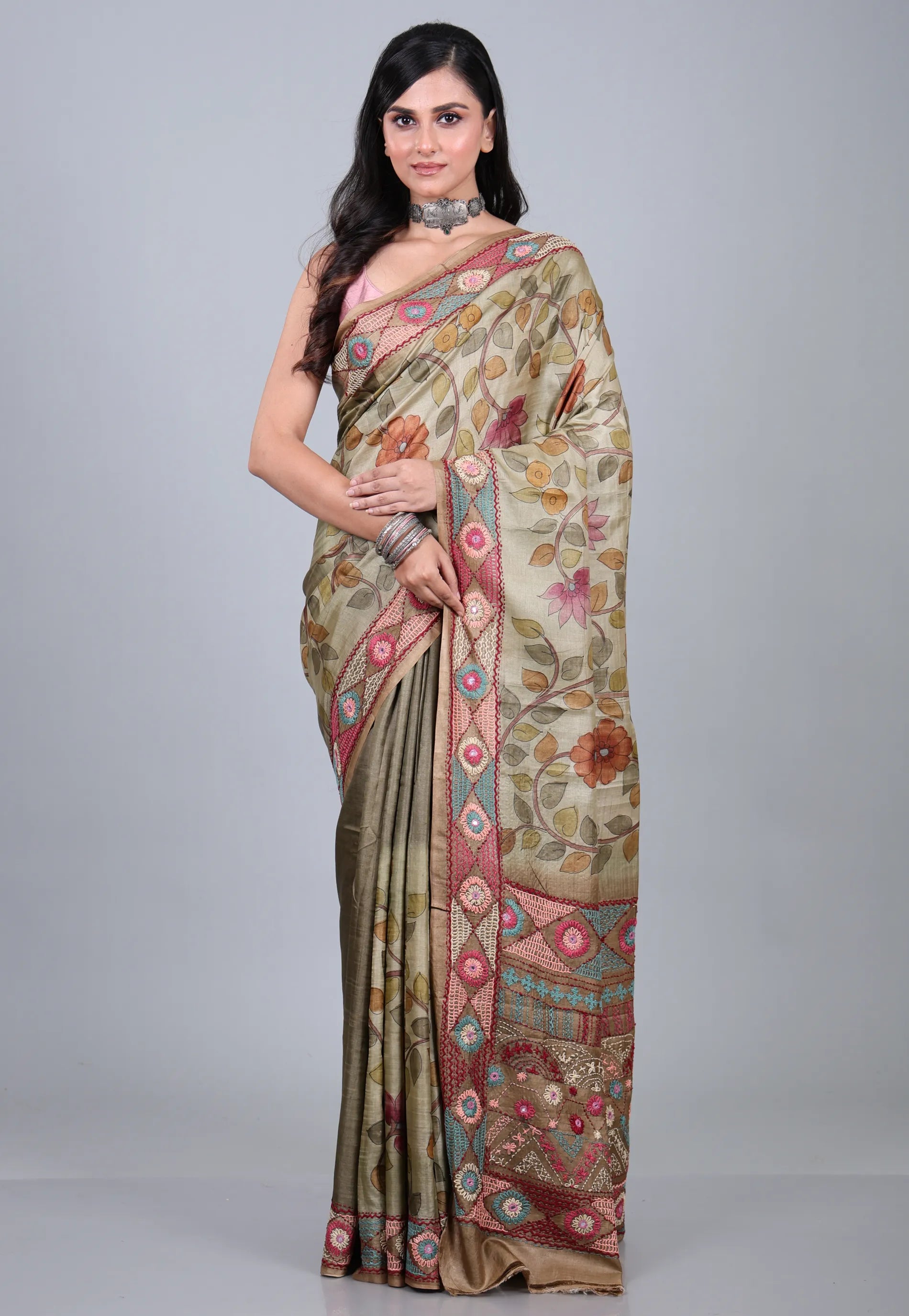 Gray Pure Tussar Kantha Silk Saree With Blouse Piece - Adi Akshoy & Co.