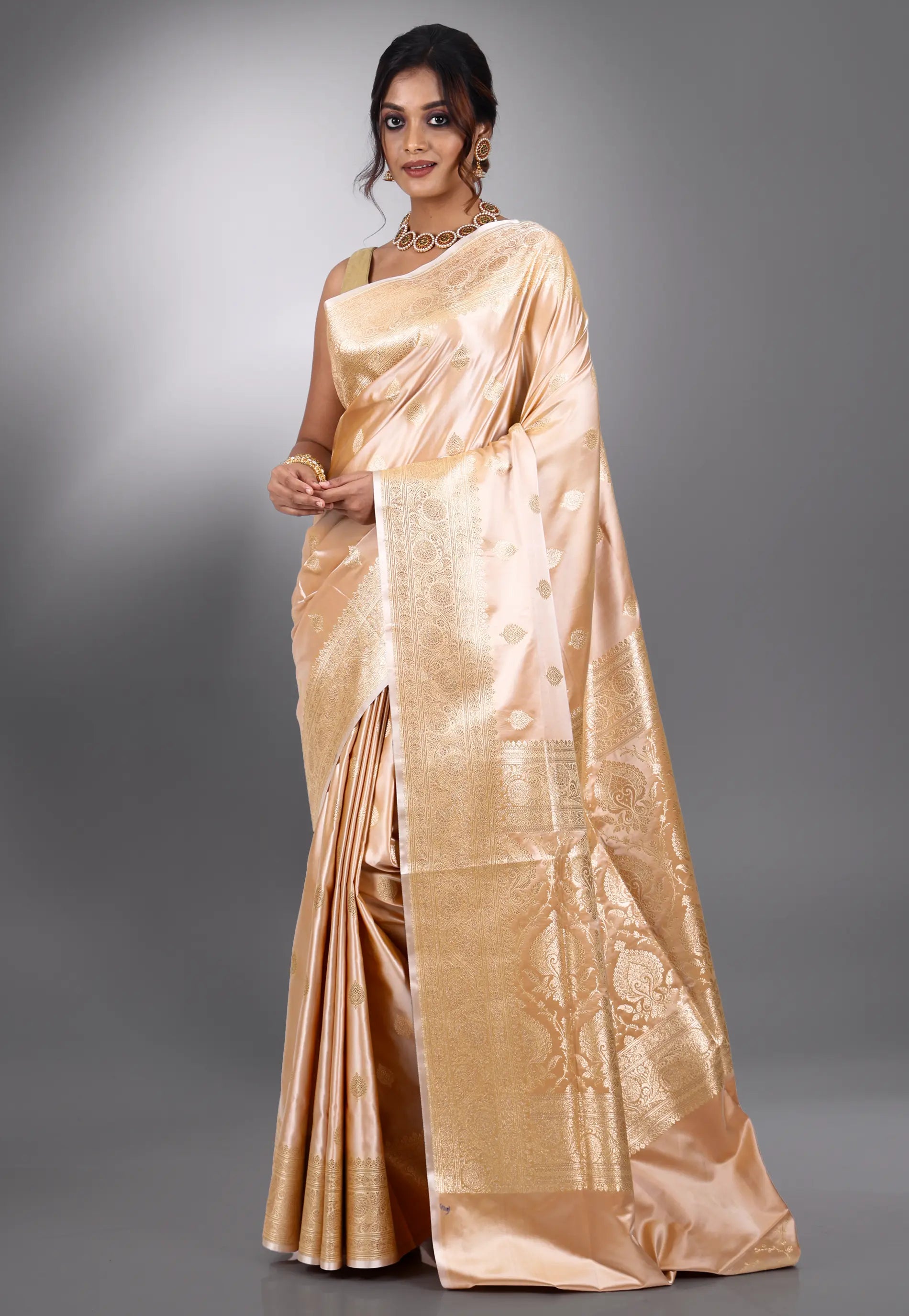 Cream Pastel Banarasi Silk Saree With Blouse Piece