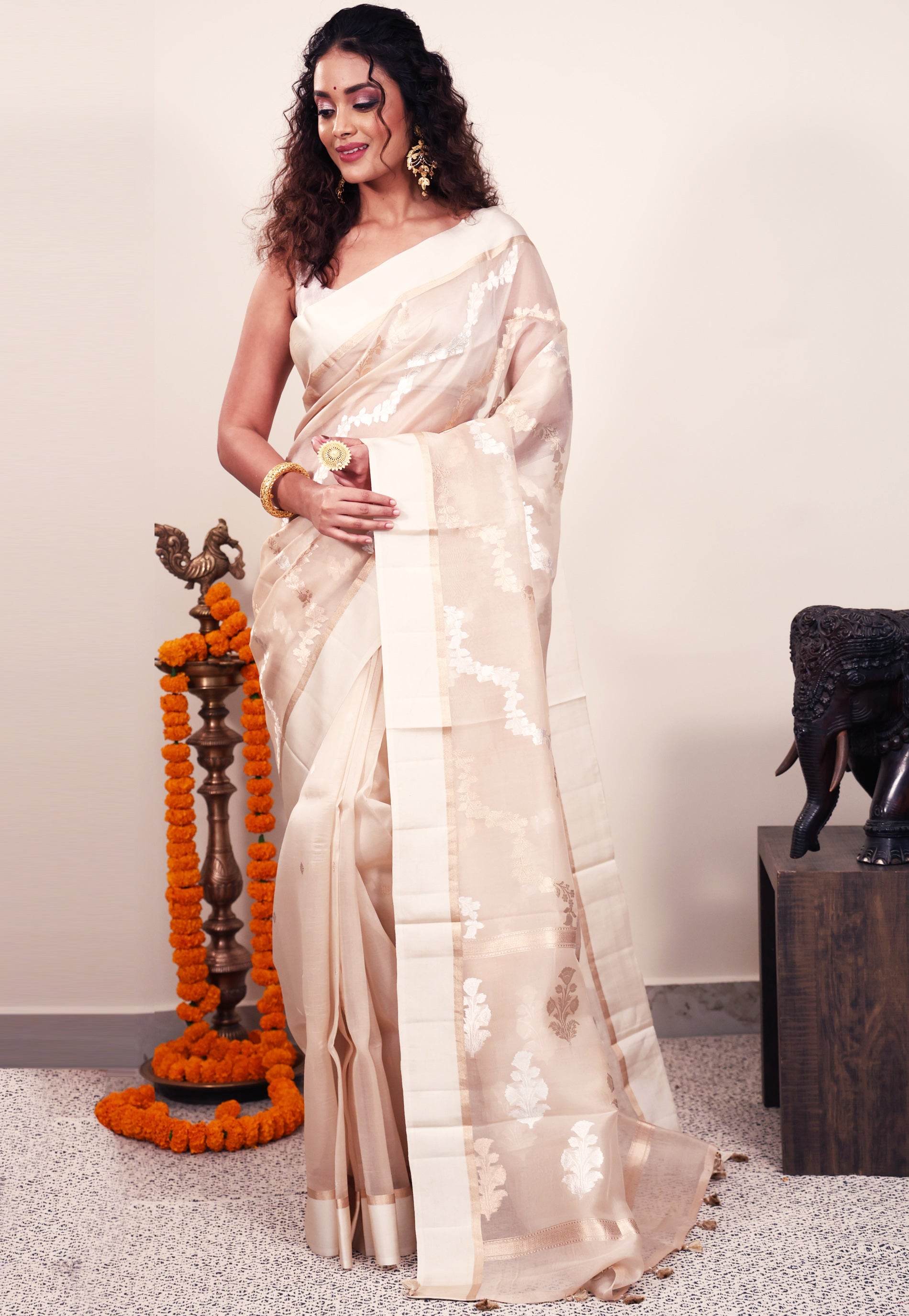 Beige Kora Silk Saree With Blouse Piece - Adi Akshoy & Co.