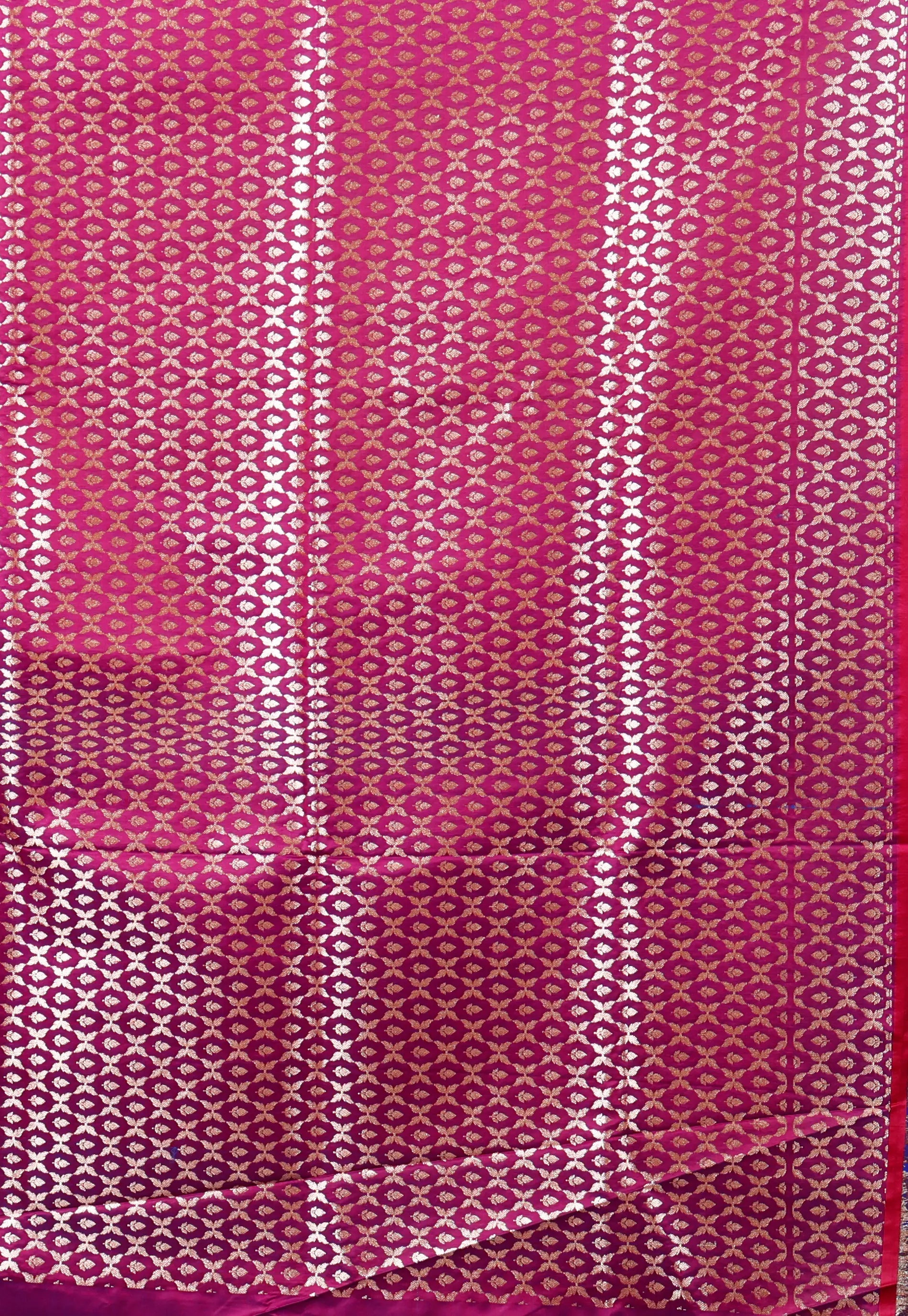 Magenta Wedding Banarasi Silk Saree with Blouse Piece