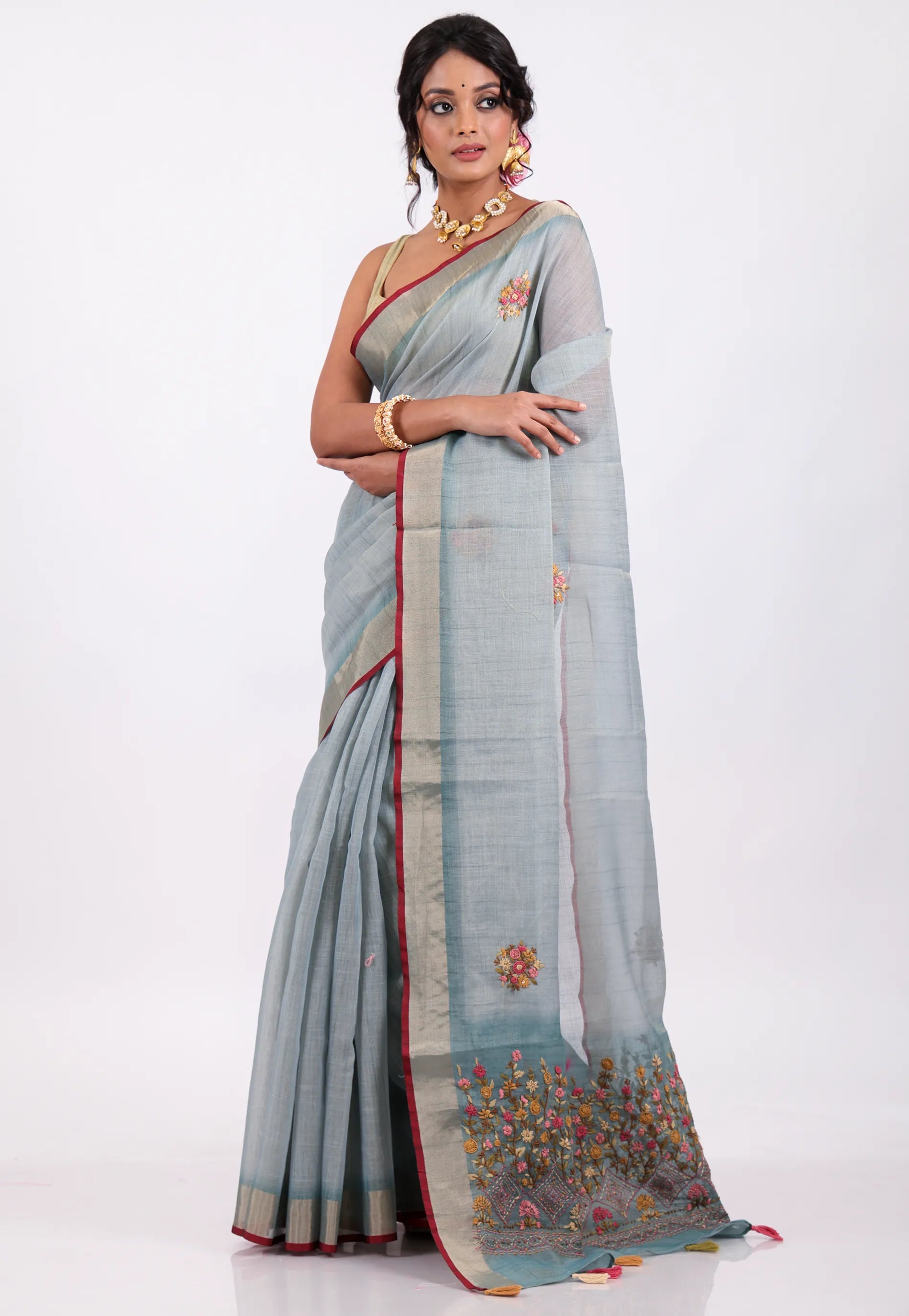 Grey Colour Handwoven Kantha Silk Saree With Blouse Piece - Adi Akshoy & Co.