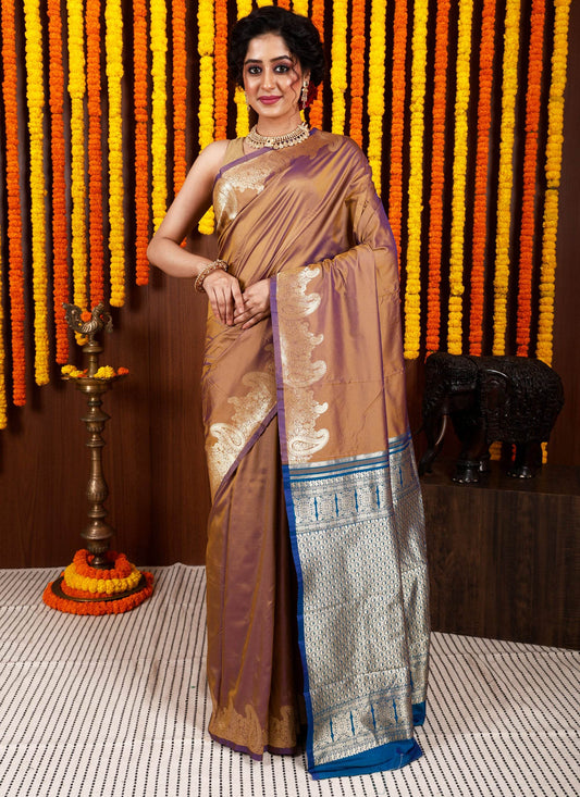 Dual shades of Mustard and Purple Kanjivaram Silk Saree With Blouse Piece - Adi Akshoy & Co.