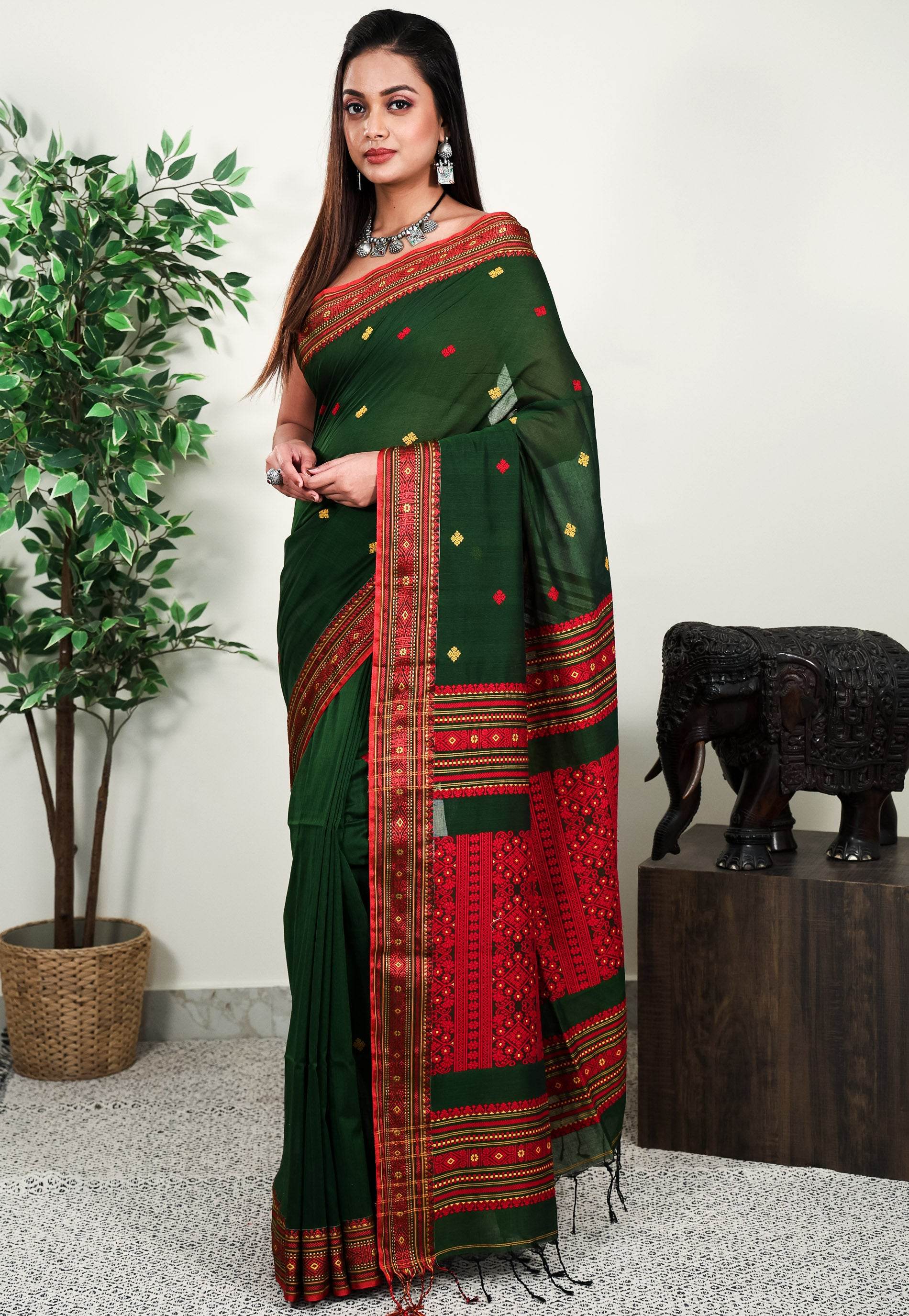 Bottle Green Handloom Saree With Blouse Piece - Adi Akshoy & Co.