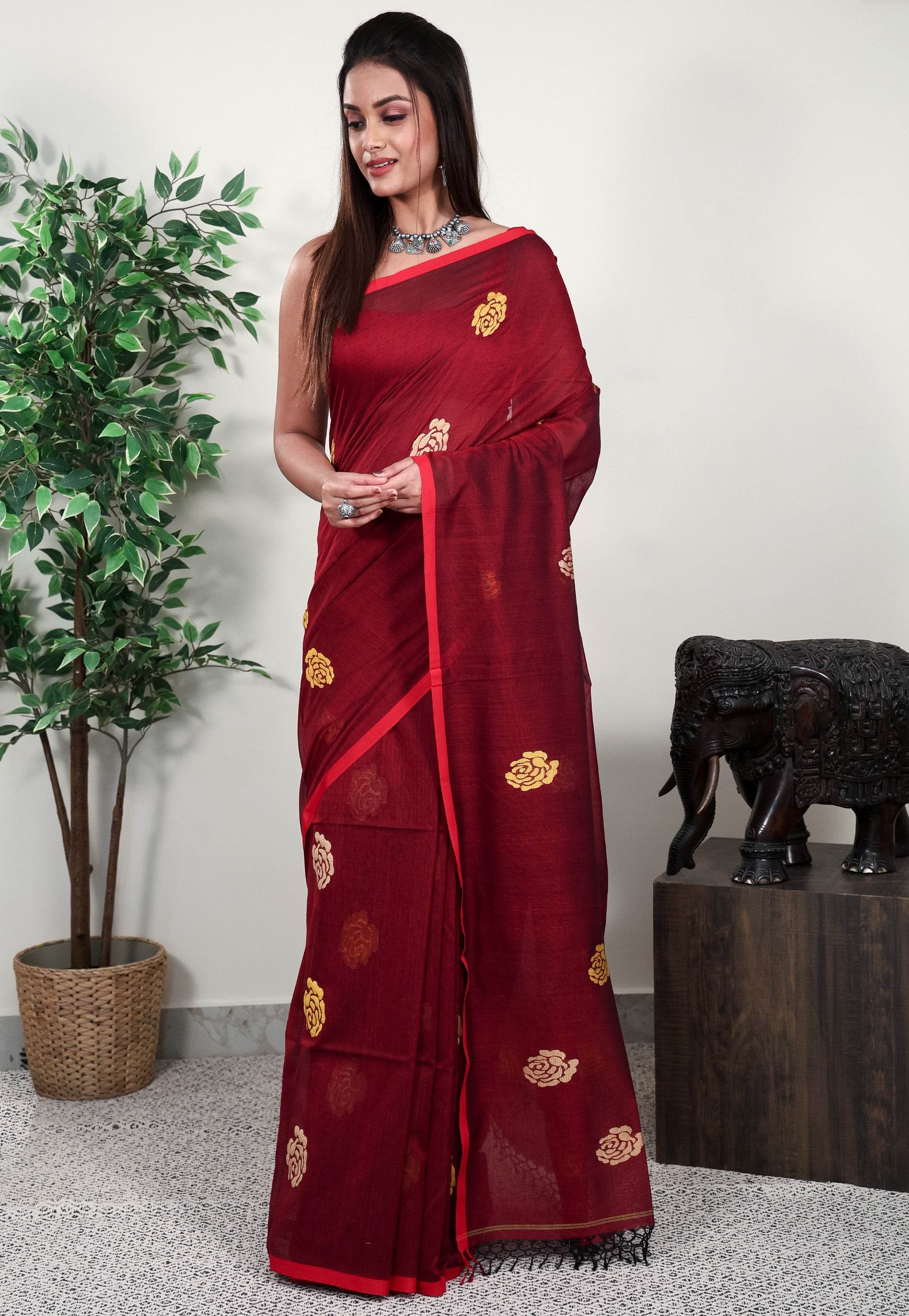 Maroon Handloom Saree With Blouse Piece - Adi Akshoy & Co.