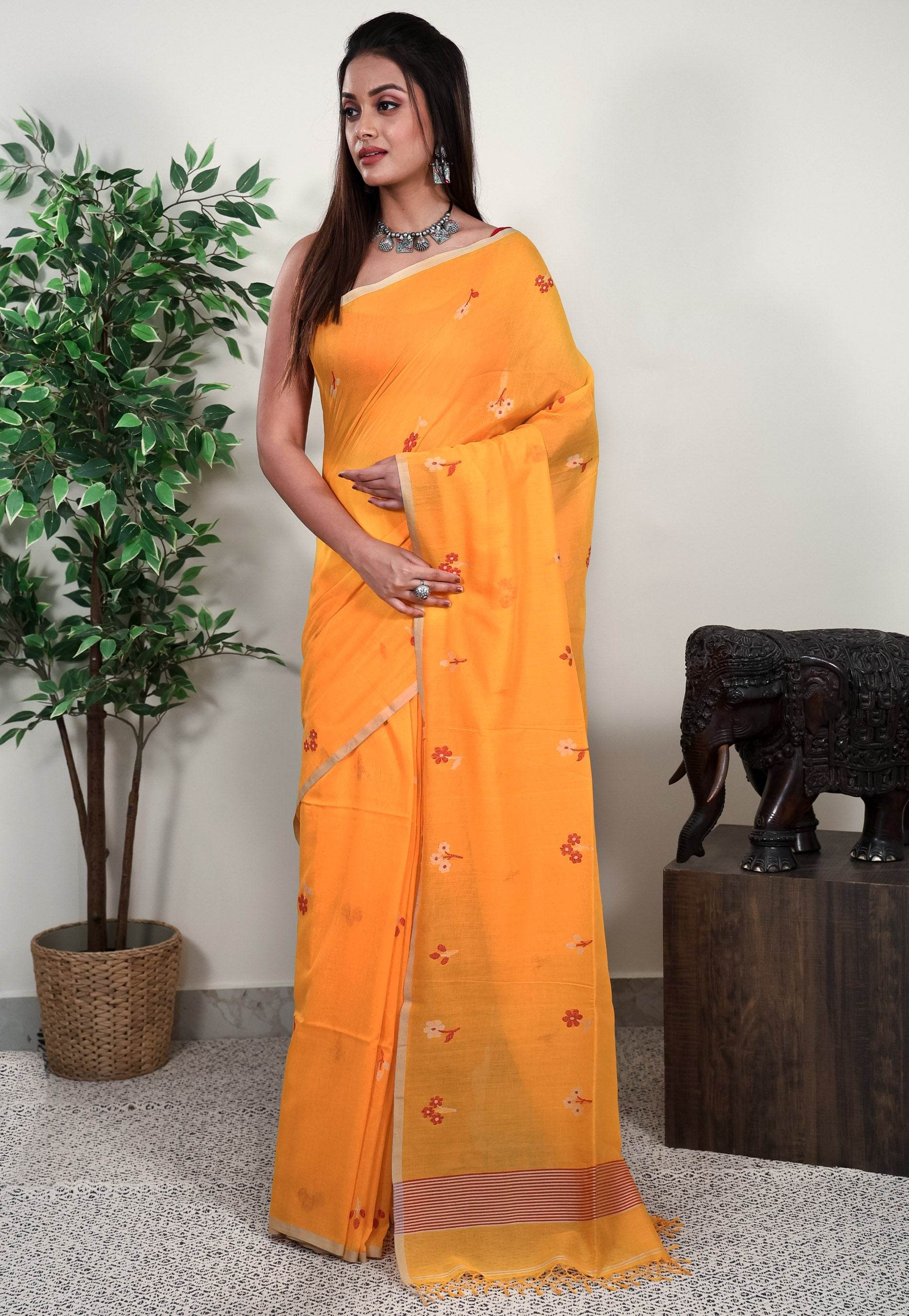 Yellow Handloom Saree With Blouse Piece - Adi Akshoy & Co.