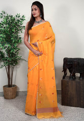 Yellow Handloom Saree With Blouse Piece - Adi Akshoy & Co.