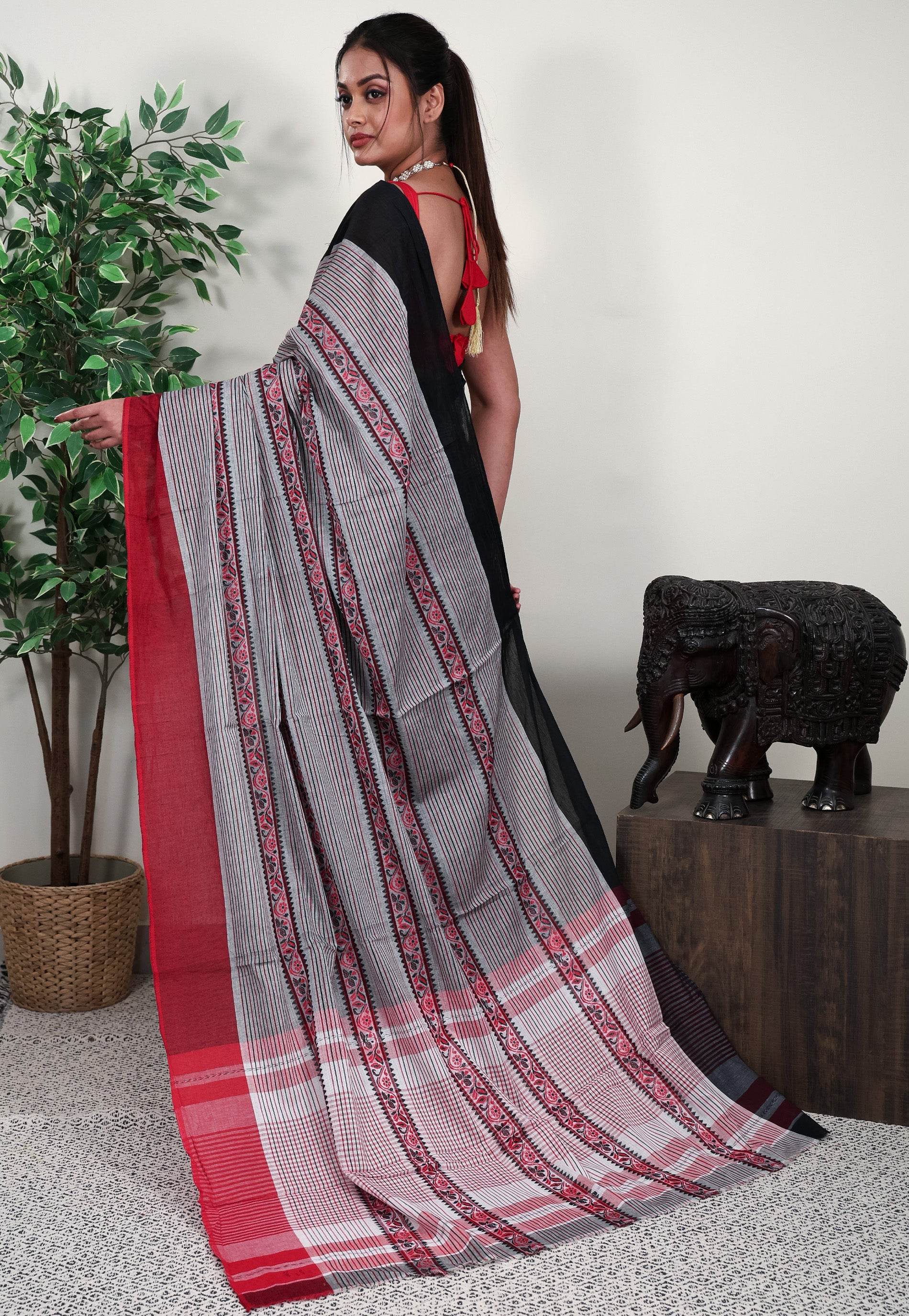 Grey Handloom Saree Without Blouse Piece - Adi Akshoy & Co.