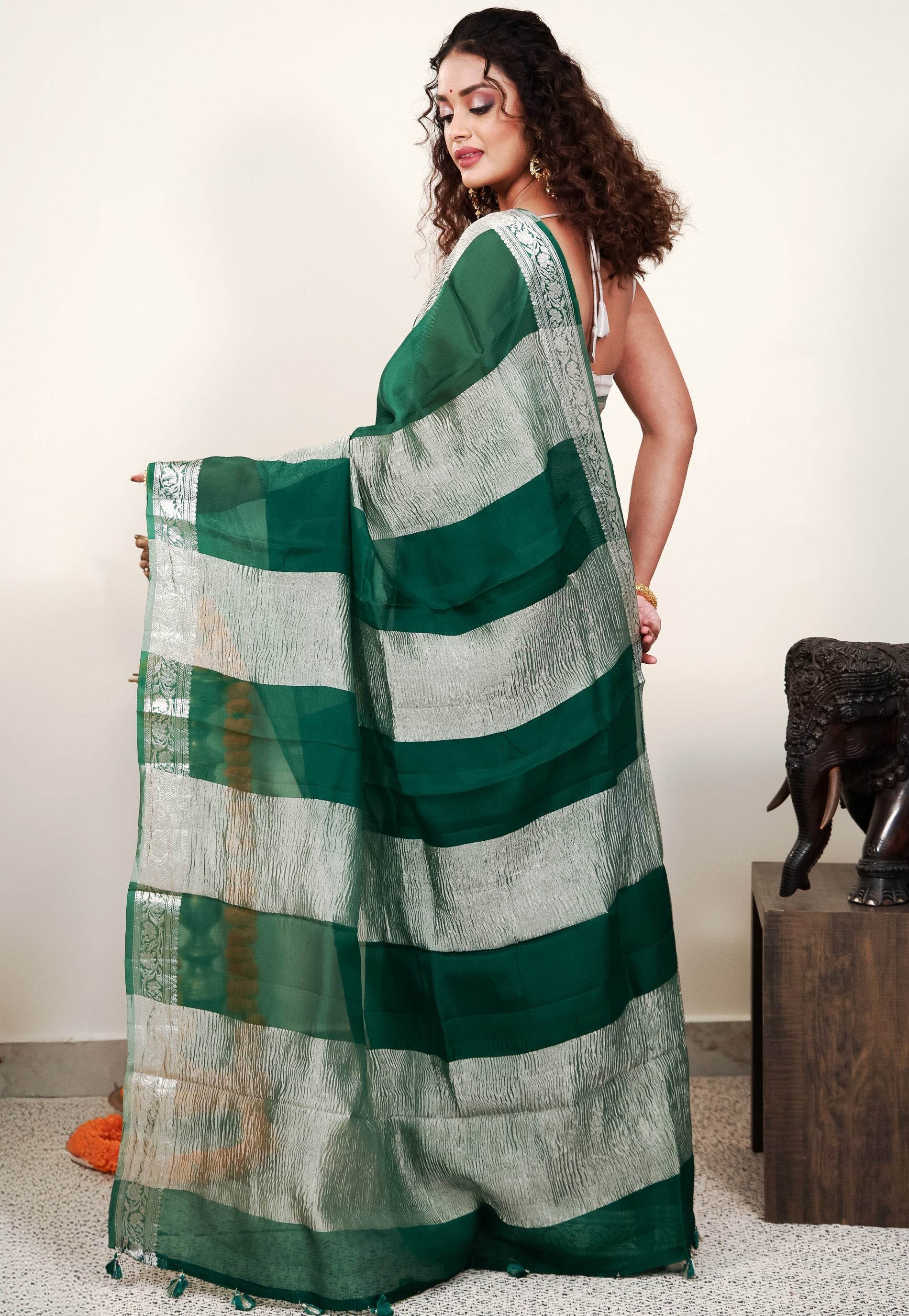 Bottle Green Kora Pure Silk Saree With Blouse Piece - Adi Akshoy & Co.