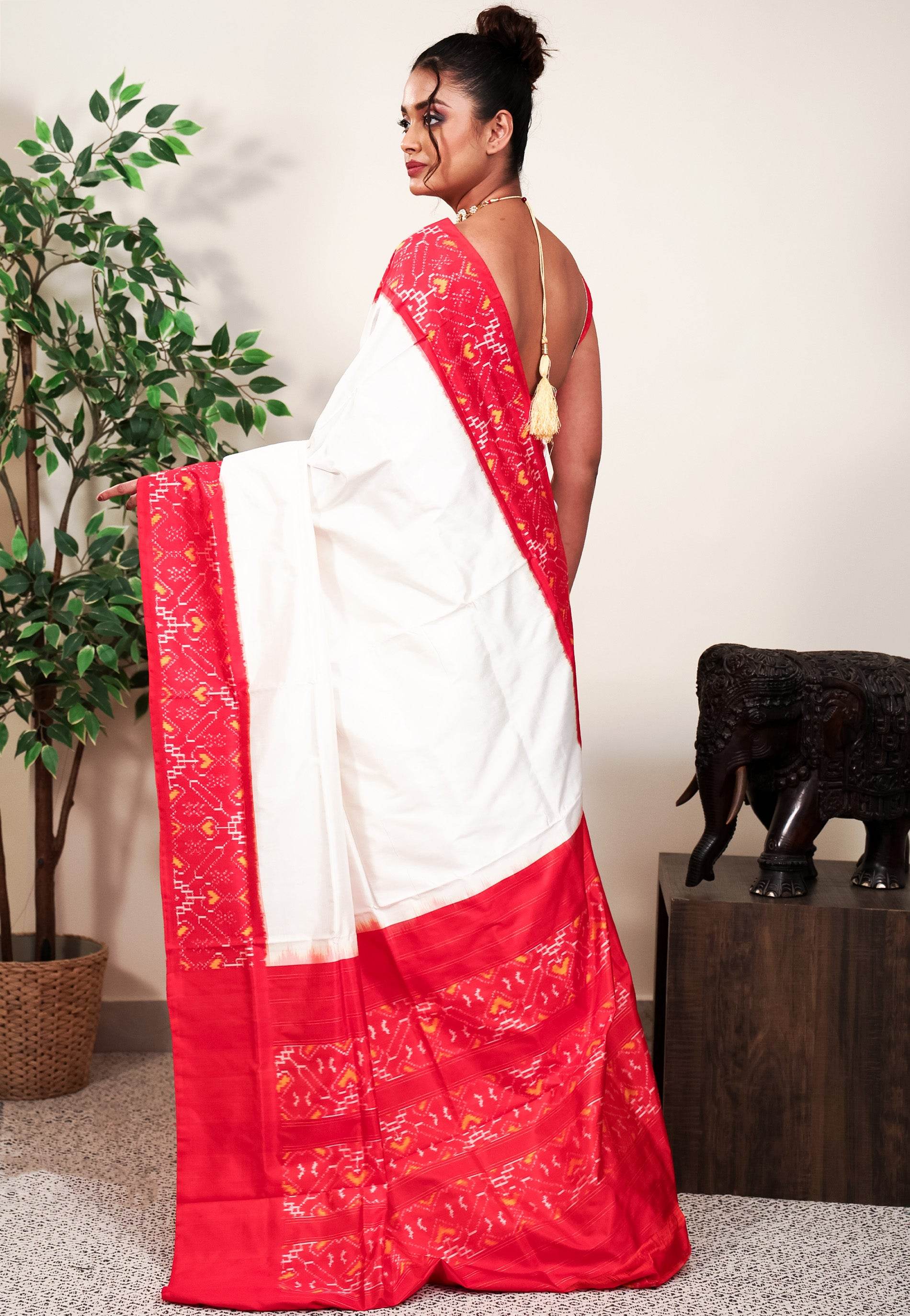 Off White with Red Border Ikkat Pure Silk Saree With Blouse Piece - Adi Akshoy & Co.