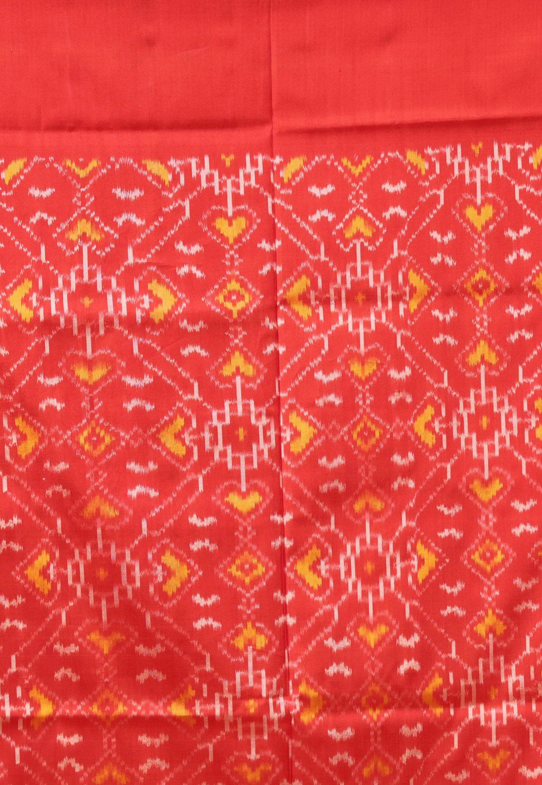 Off White with Red Border Ikkat Pure Silk Saree With Blouse Piece - Adi Akshoy & Co.