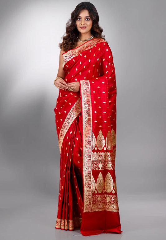 Red Wedding Banarasi Silk Saree with Blouse Piece