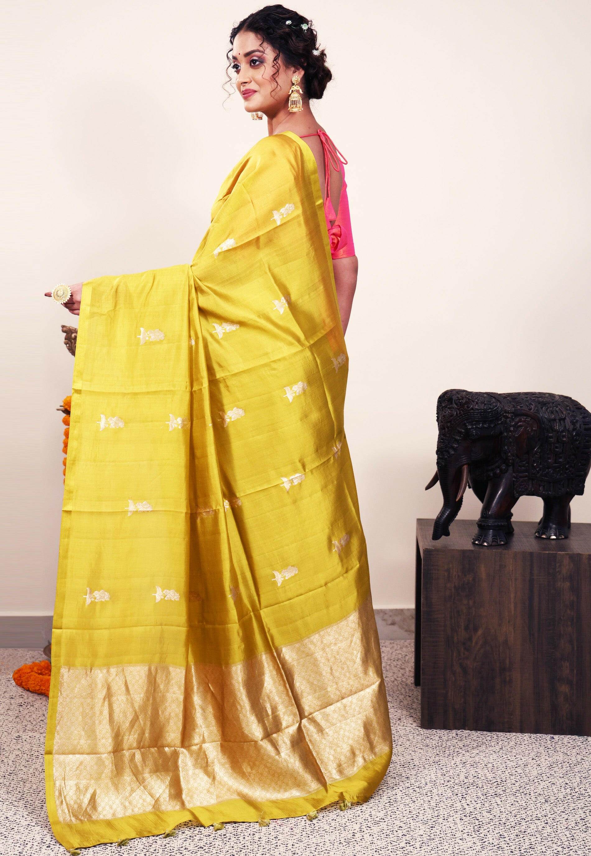 Yellow Katan Silk Saree With Blouse Piece - Adi Akshoy & Co.