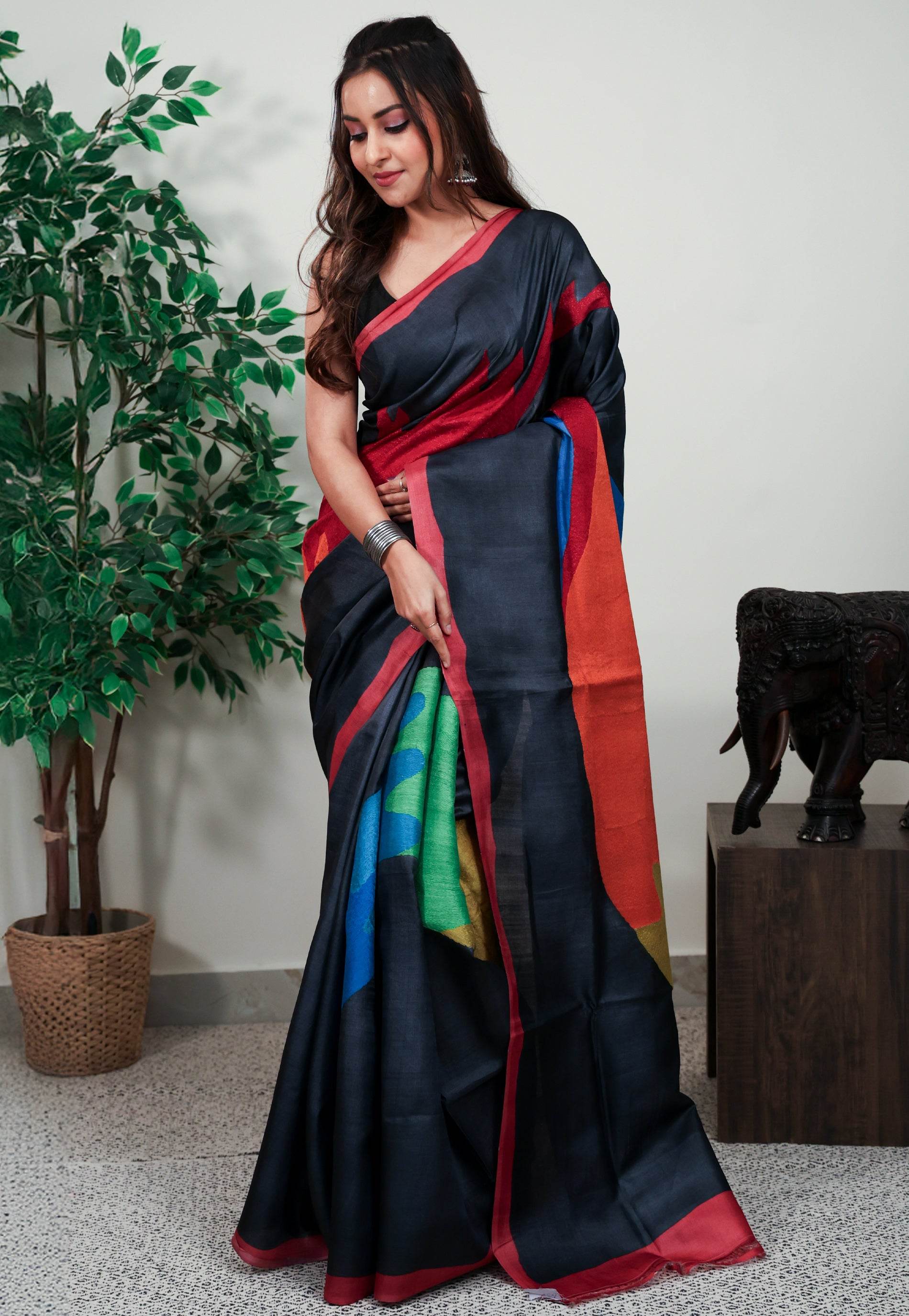 Charcoal Grey Tussar Pure Silk Kantha Saree With Blouse Piece - Adi Akshoy & Co.