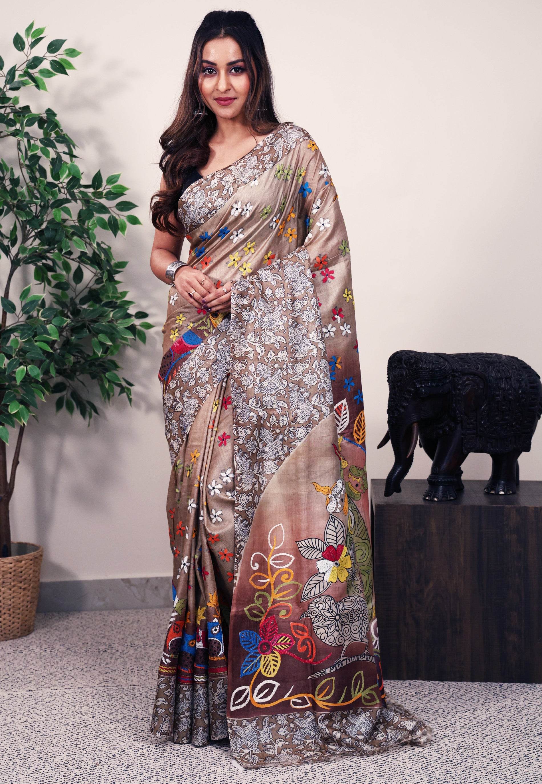 Beige Tussar Pure Silk Kantha Saree With Blouse Piece - Adi Akshoy & Co.