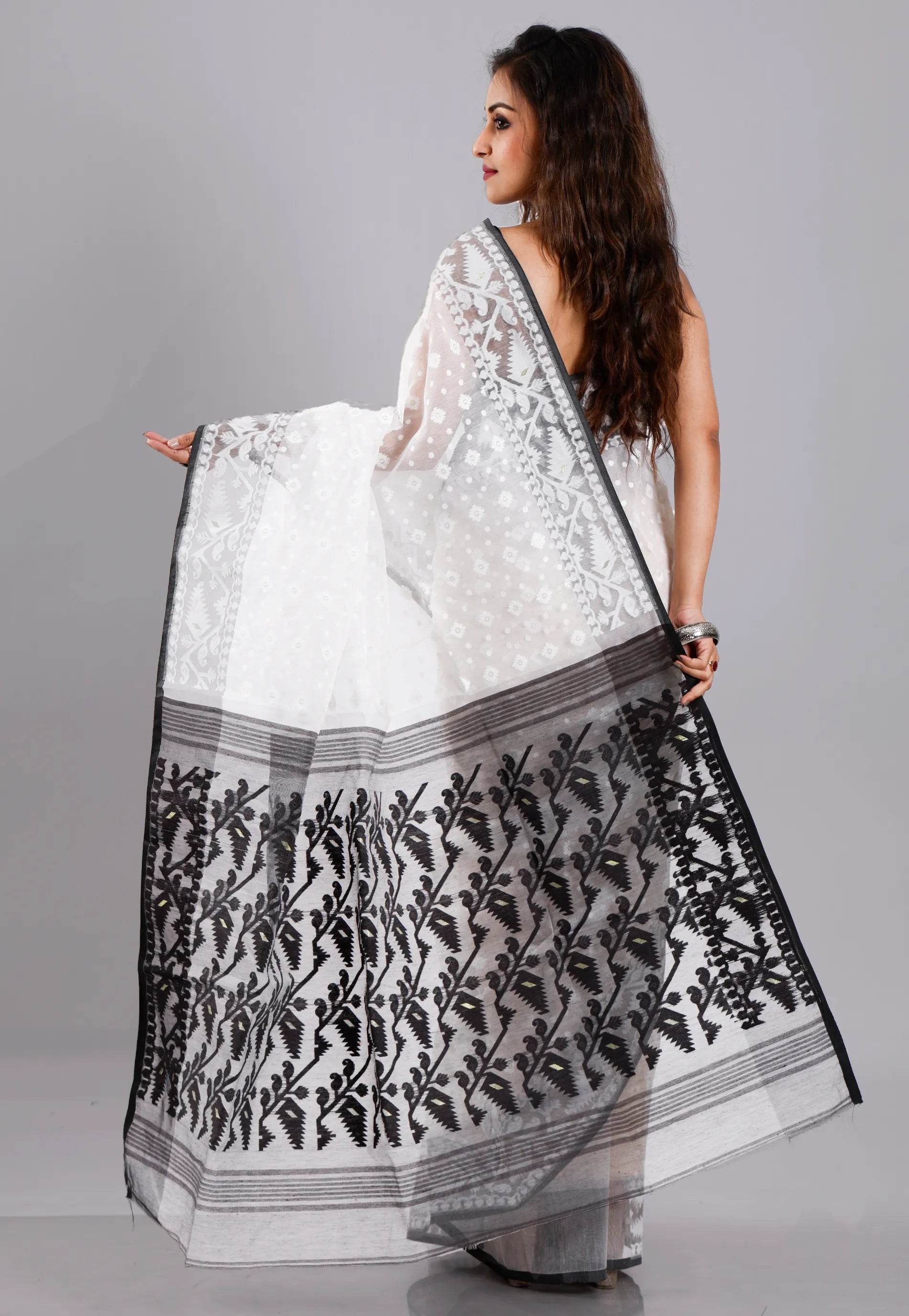 White Dhakai Jamdani Cotton Saree without Blouse Piece - Adi Akshoy & Co.