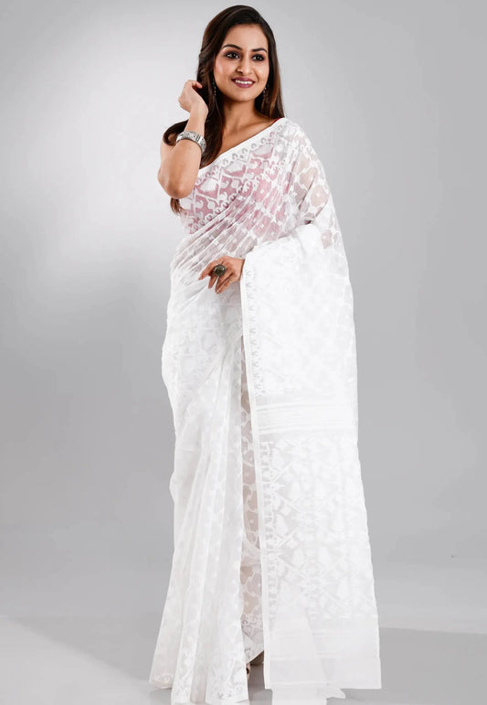 White Dhakai Jamdani Cotton Saree without Blouse Piece - Adi Akshoy & Co.
