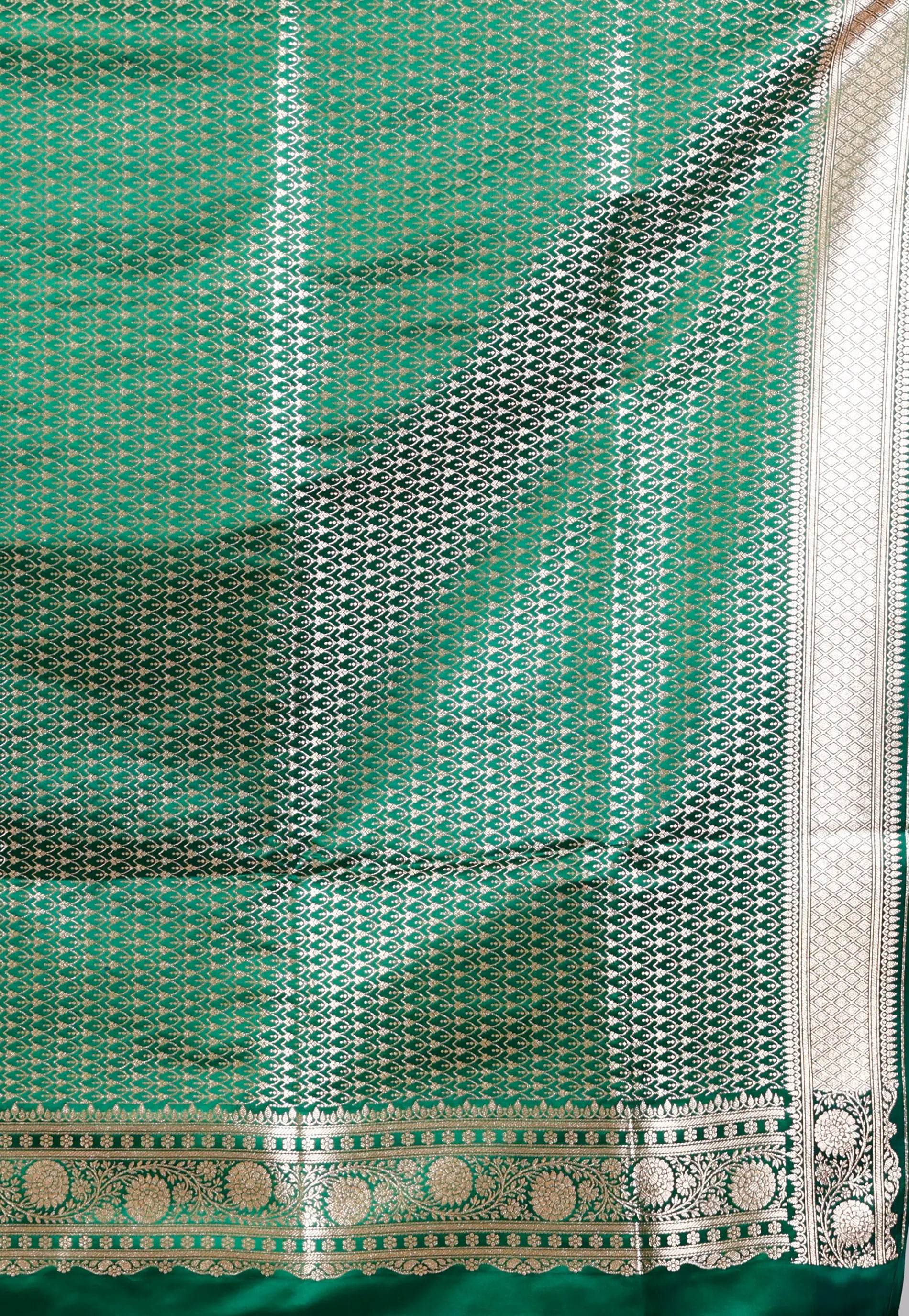 Magenta with Green Border Wedding Banarasi Silk Saree with Blouse Piece - Adi Akshoy & Co.