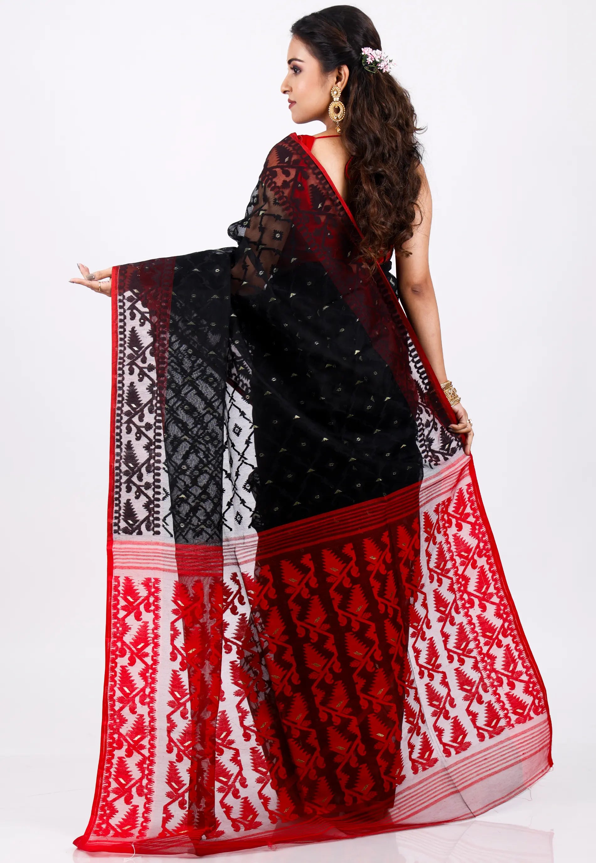Black Dhakai Jamdani Cotton Saree without Blouse Piece
