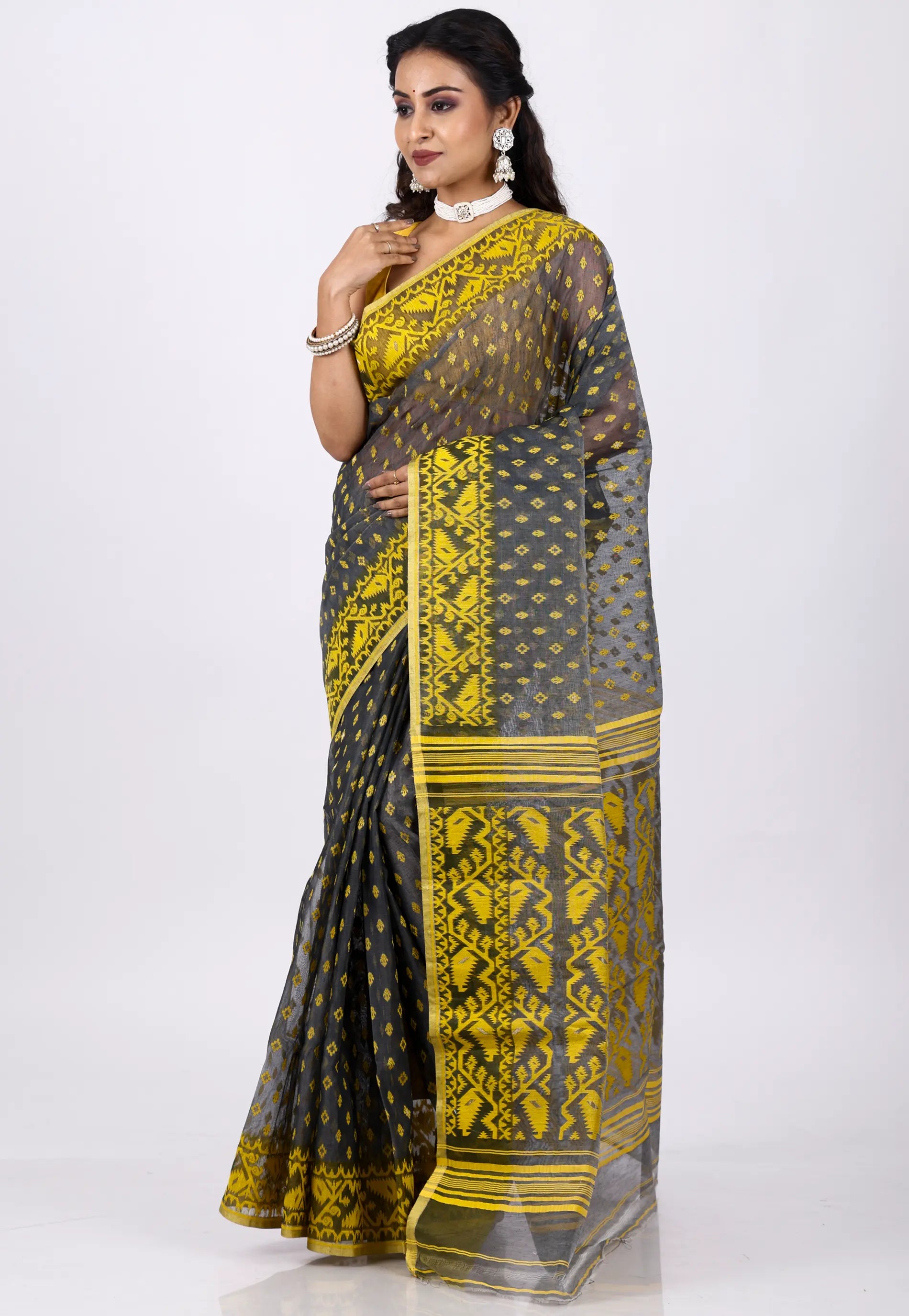 Grey Dhakai Jamdani Cotton Saree without Blouse Piece