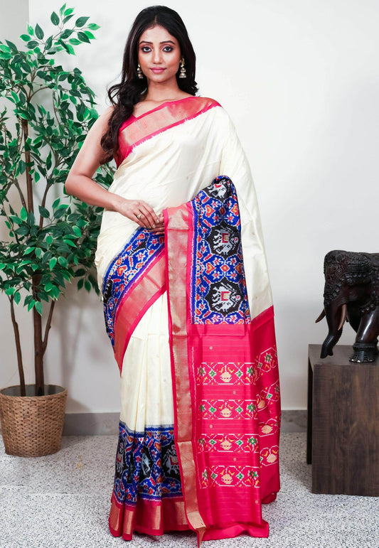 Off White with Patola Rani Pink Border Handloom Ikkat Saree With Blouse Piece - Adi Akshoy & Co.