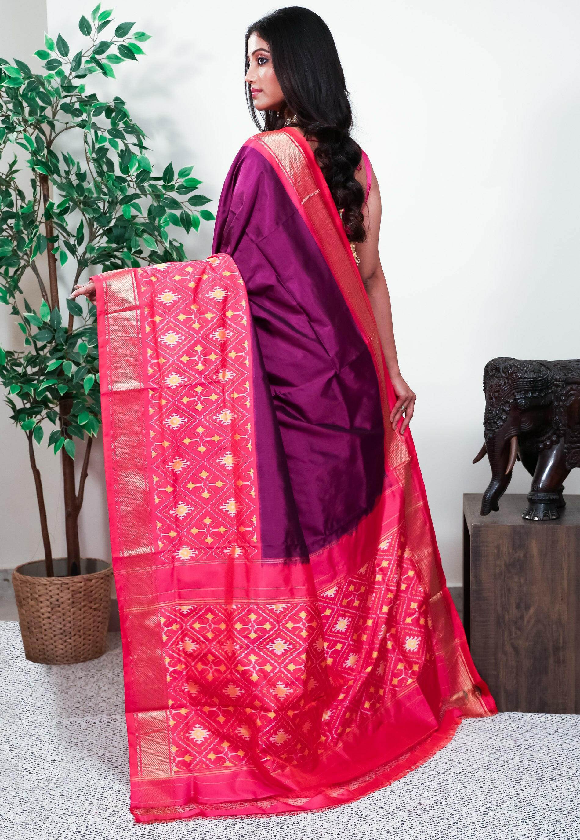 Magenta with Rani Pink Border Handloom Ikkat Saree With Blouse Piece - Adi Akshoy & Co.