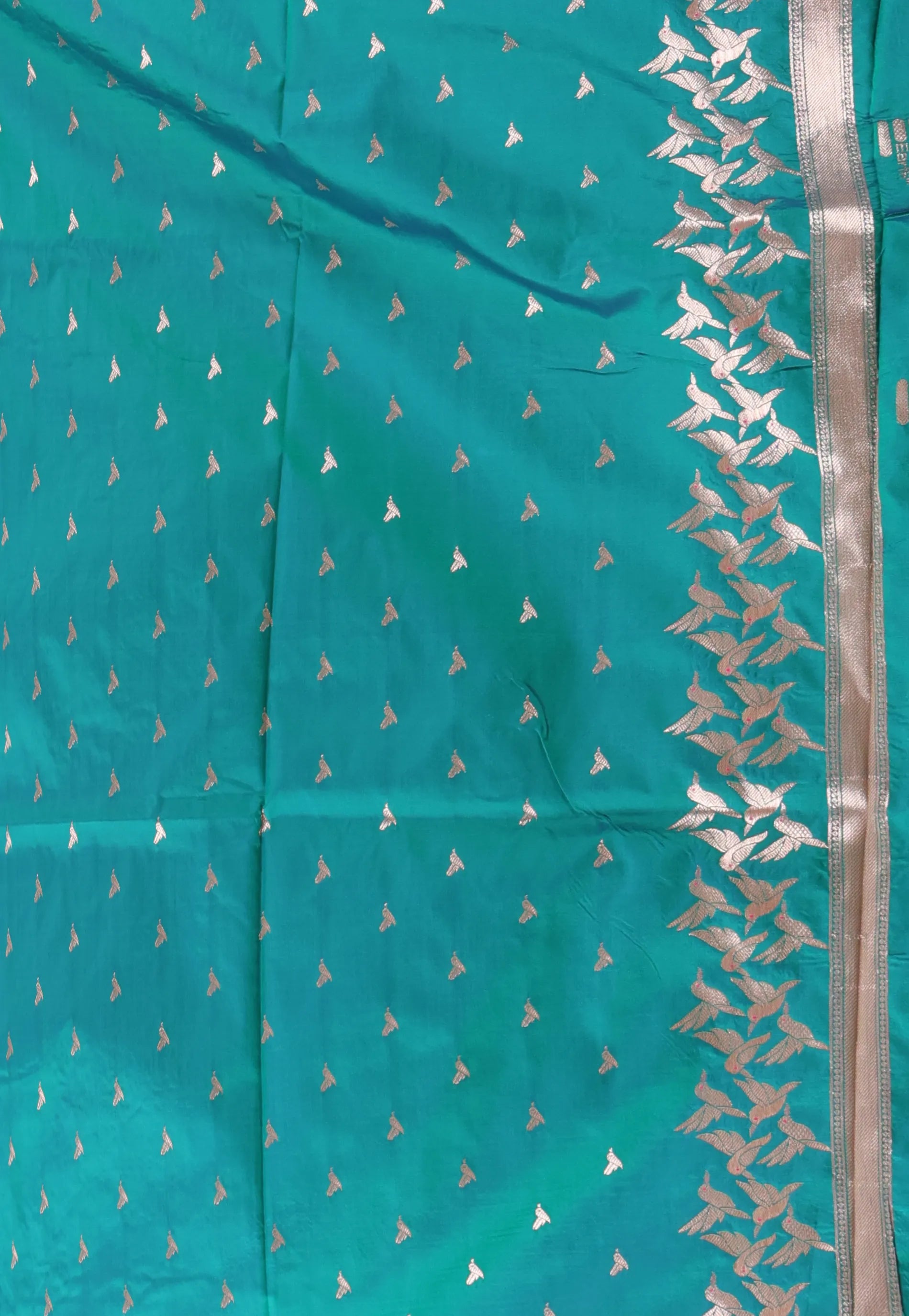 Rama Green Katan Silk Saree With Blouse Piece - Adi Akshoy & Co.