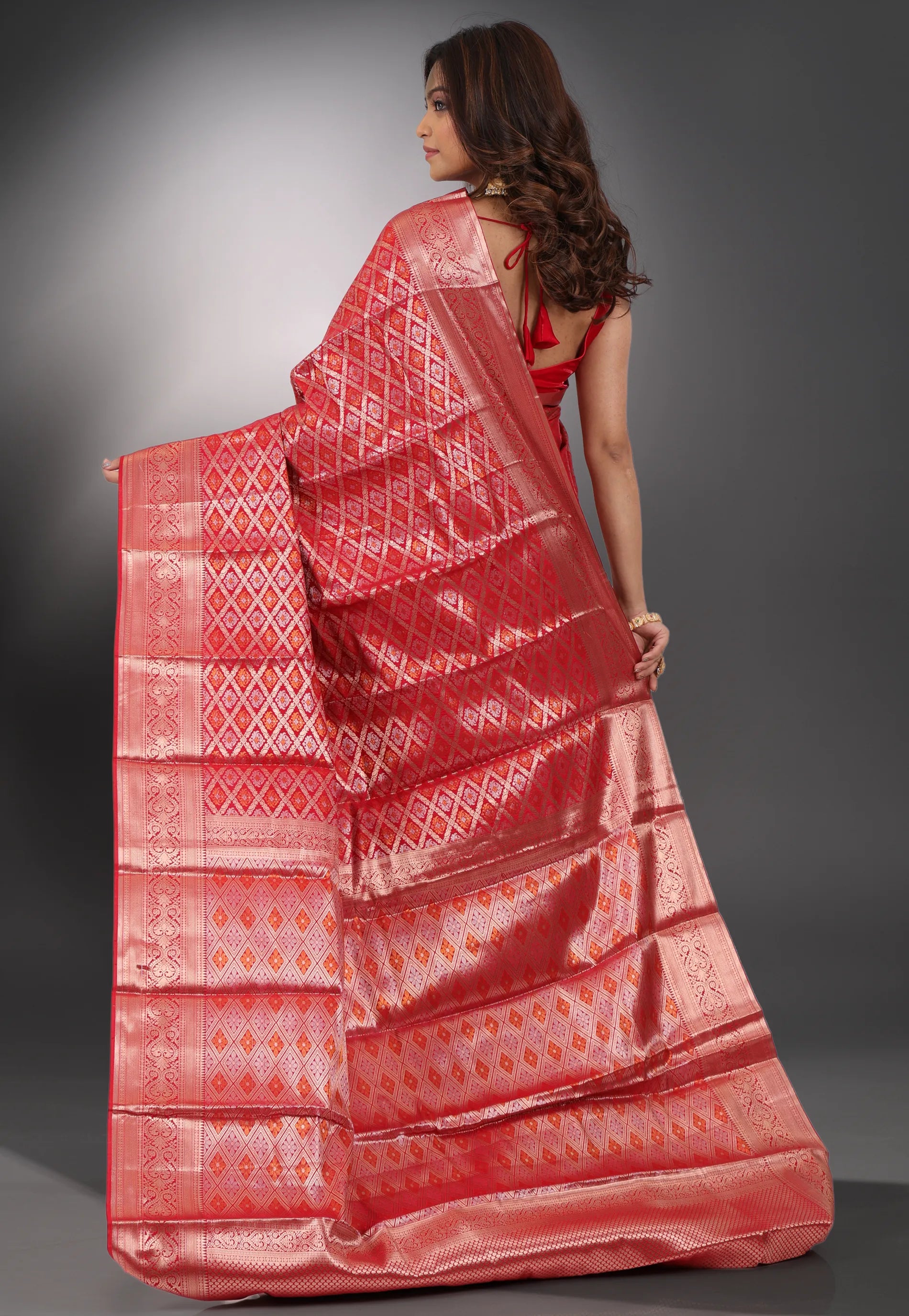 Red Kanjivaram Silk Saree With Blouse Piece - Adi Akshoy & Co.