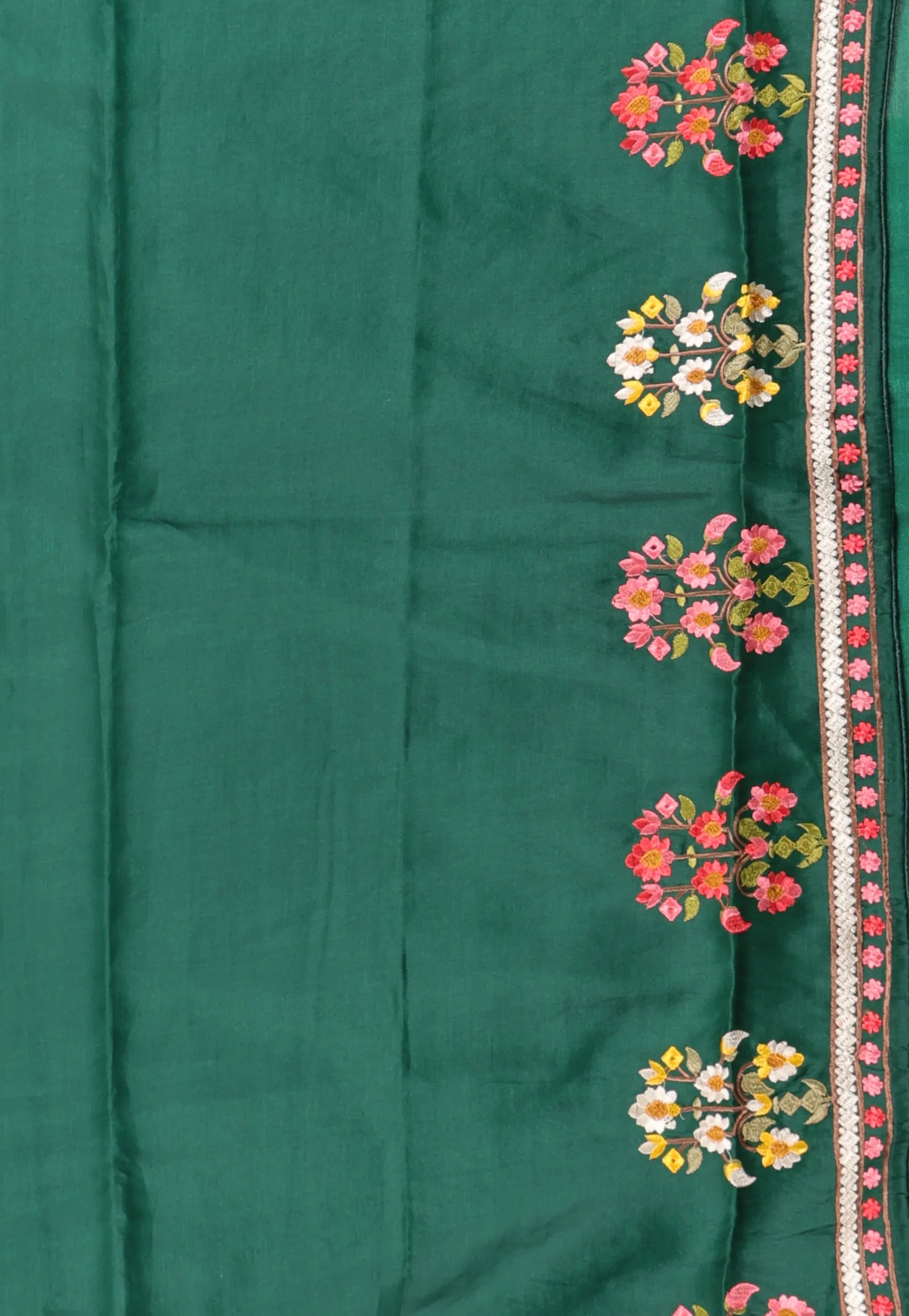 Bottle Green Kantha Silk Saree With Blouse Piece - Adi Akshoy & Co.
