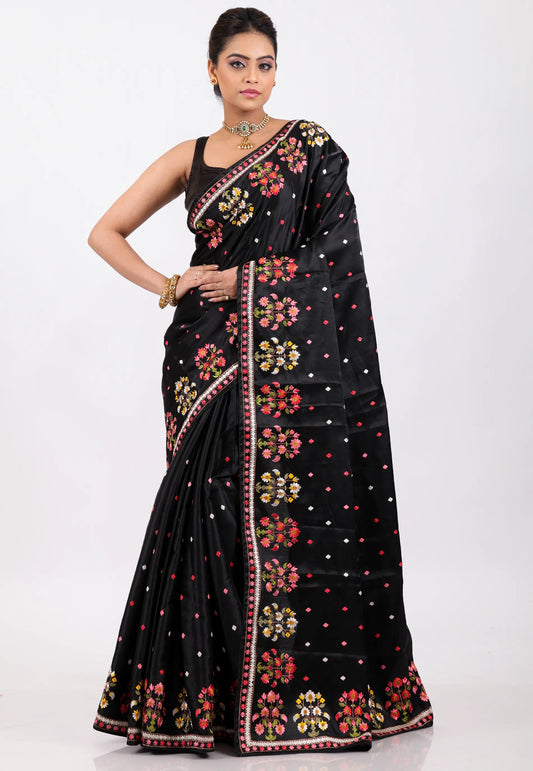Black Handwoven Kantha Silk Saree With Blouse Piece - Adi Akshoy & Co.