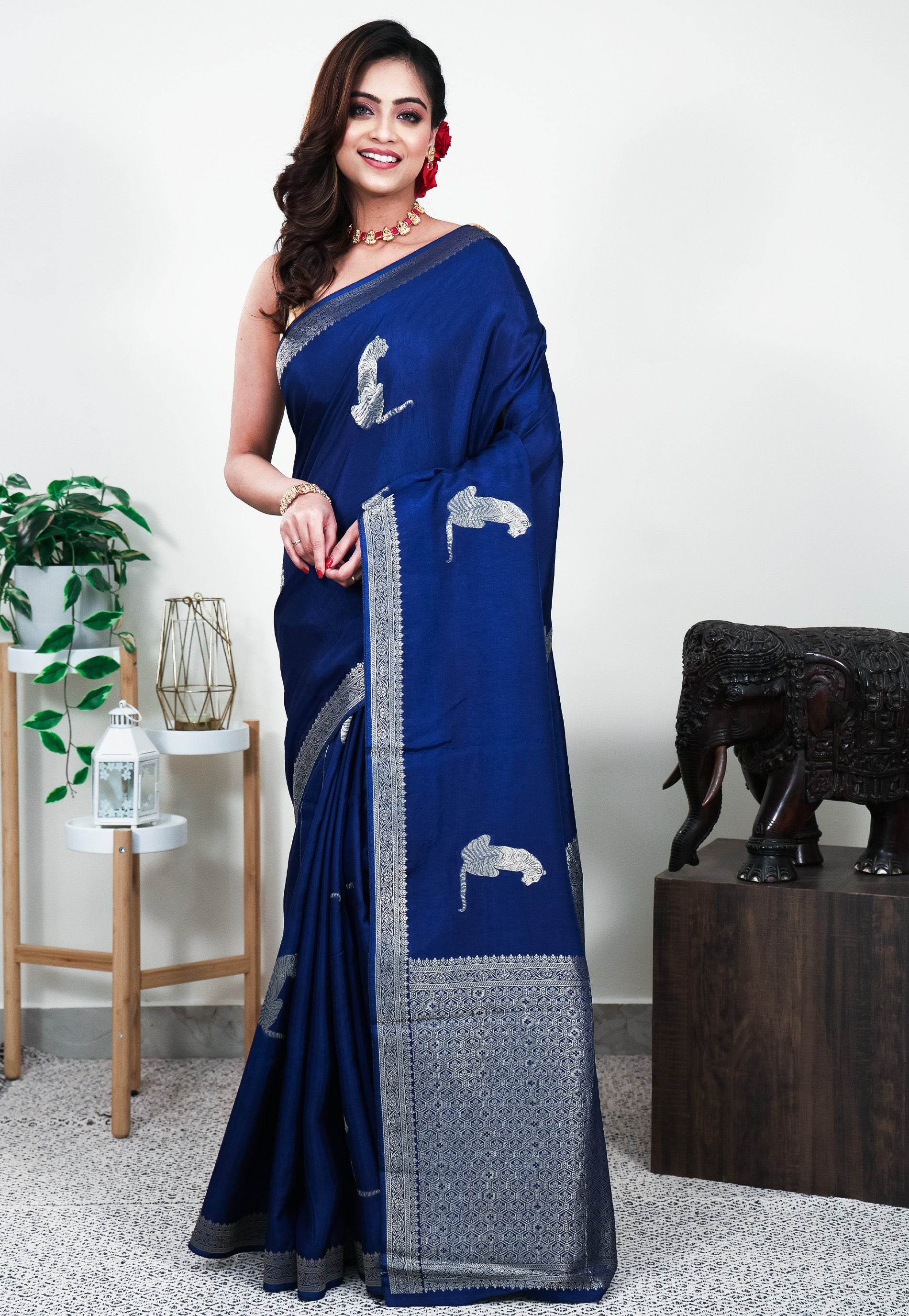 Midnight Blue Mashru Silk Saree with Blouse Piece - Adi Akshoy & Co.